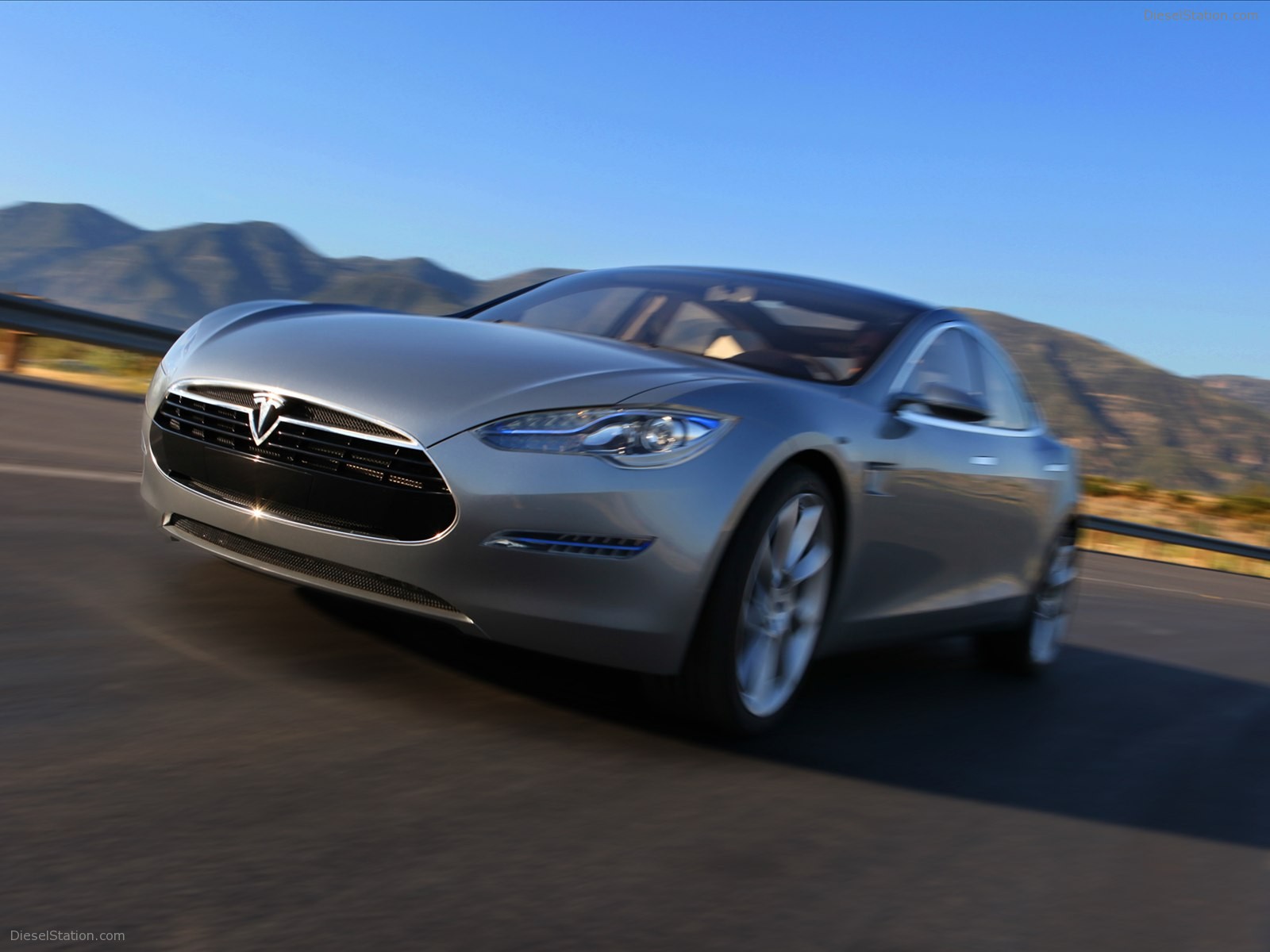 Tesla Alpha Model S 2012