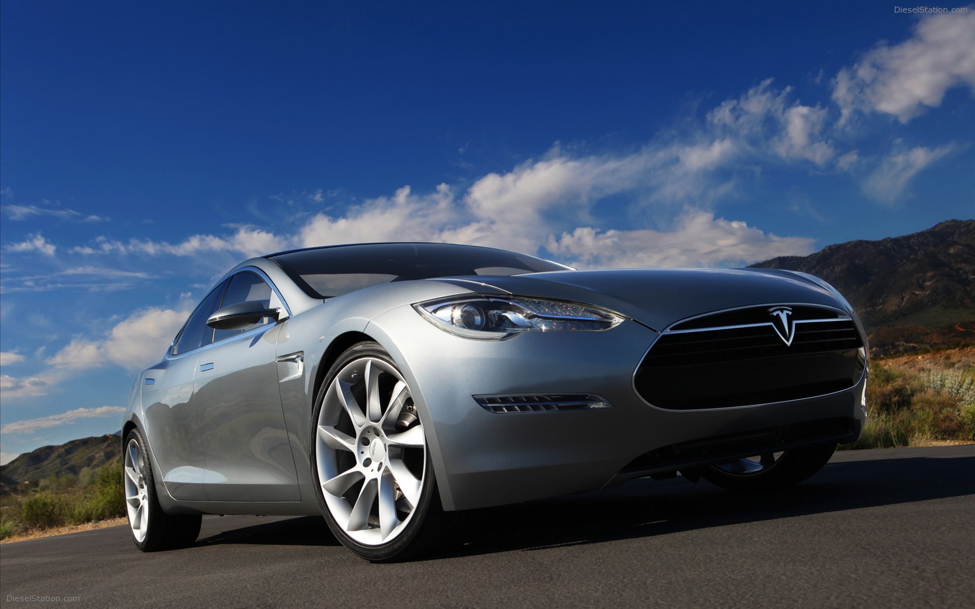 Tesla Alpha Model S 2012