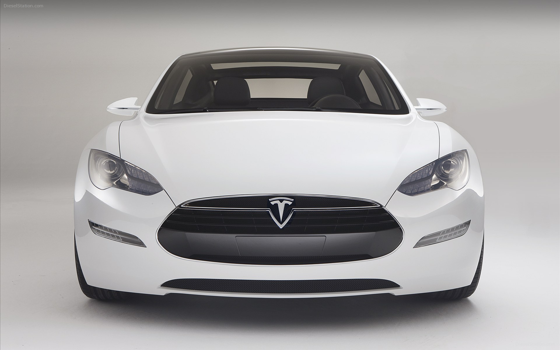 Tesla Model S 2013