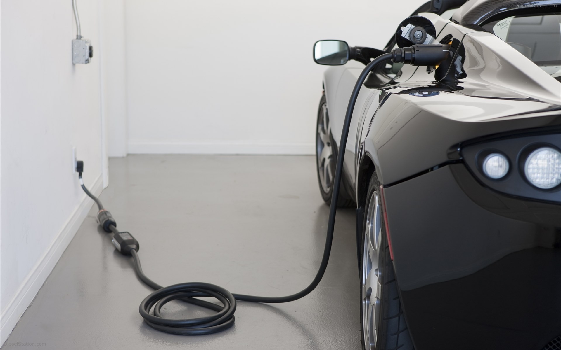 Tesla Roadster 2.5 2011