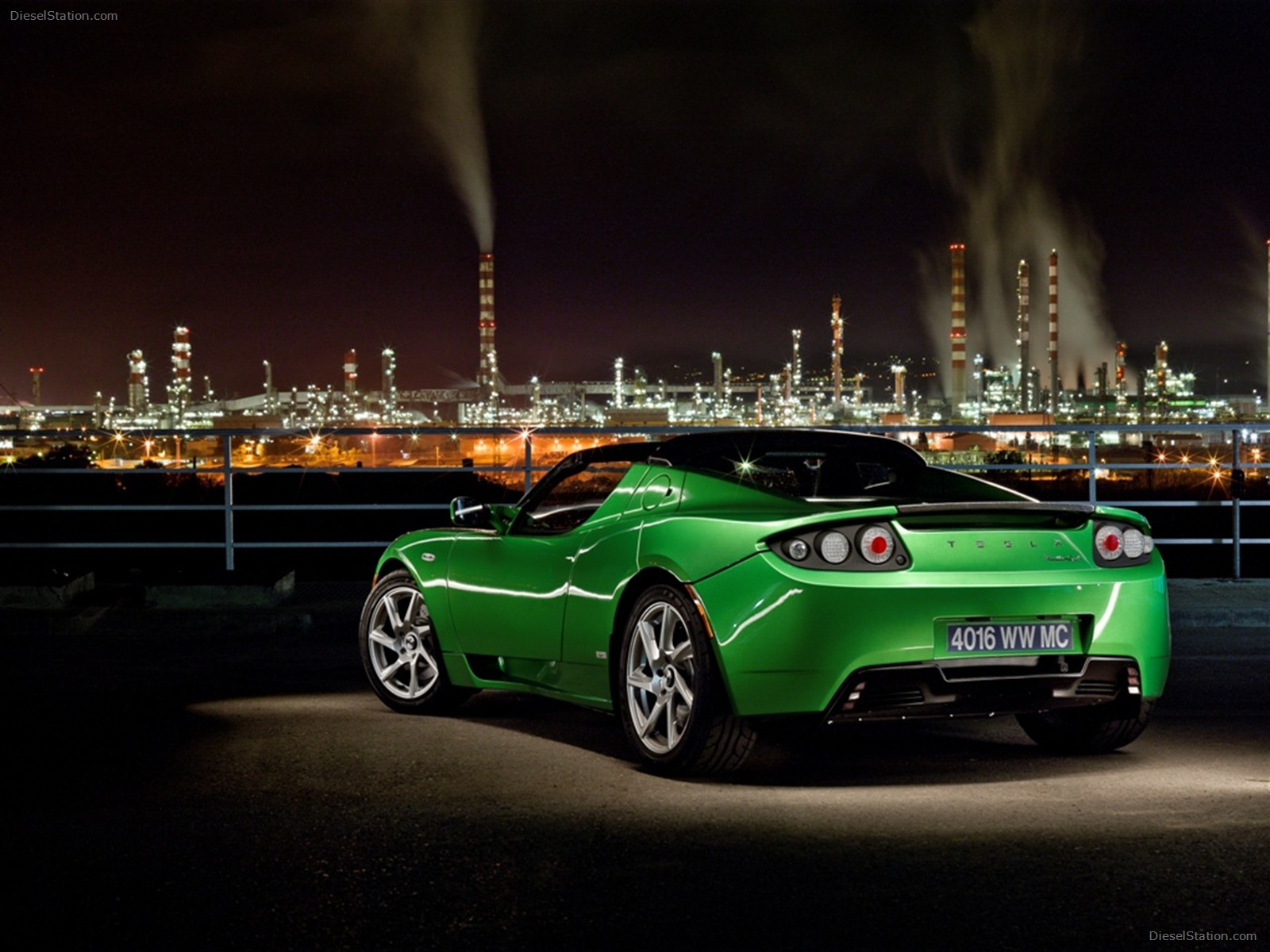 Tesla Roadster 2012
