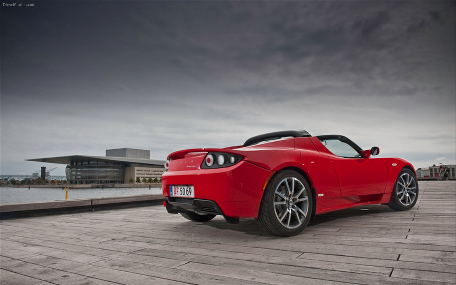 Tesla Roadster 2012