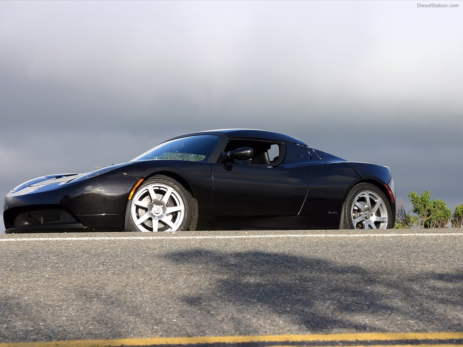 Tesla Roadster Sport