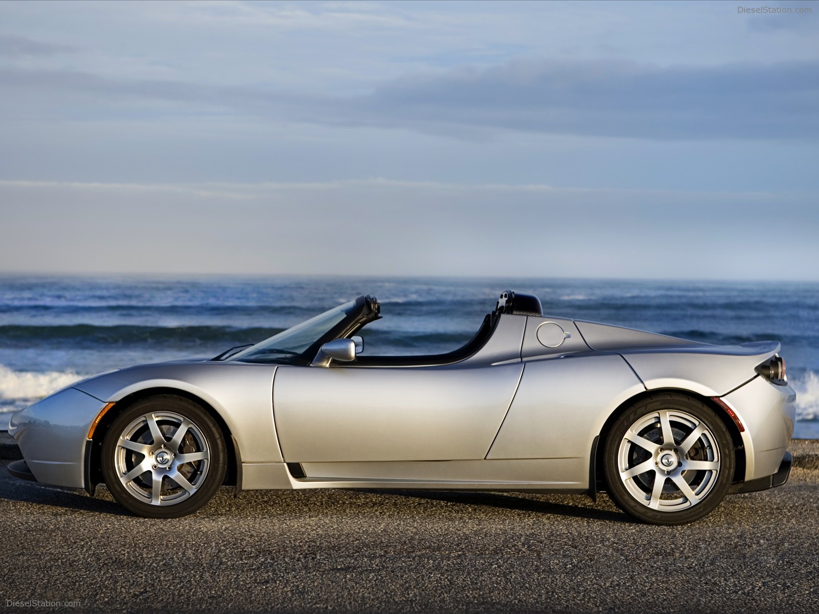 Tesla Roadster Sport