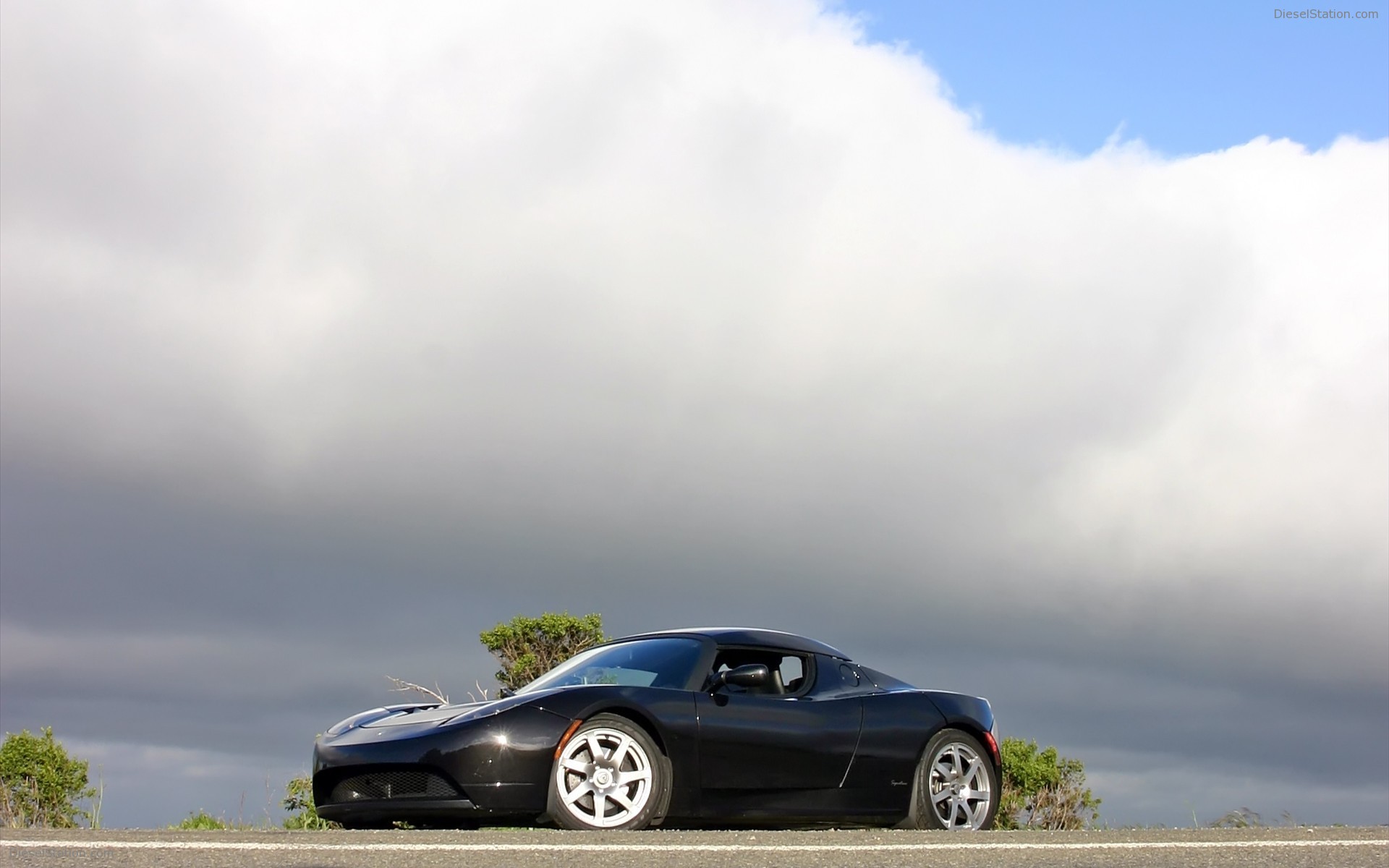 Tesla Roadster Sport
