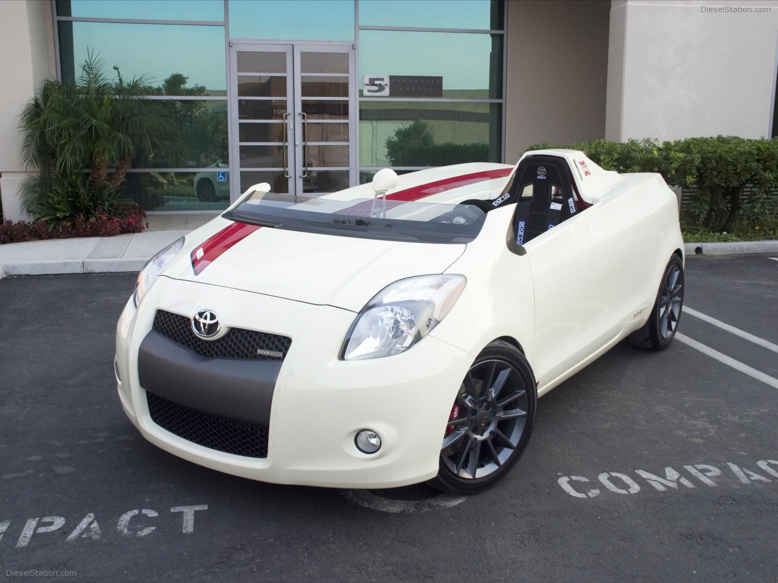 2008 Five Axis Design Yaris Club Concept Car 2008 Five Axis Design Yaris Club Concept Car
