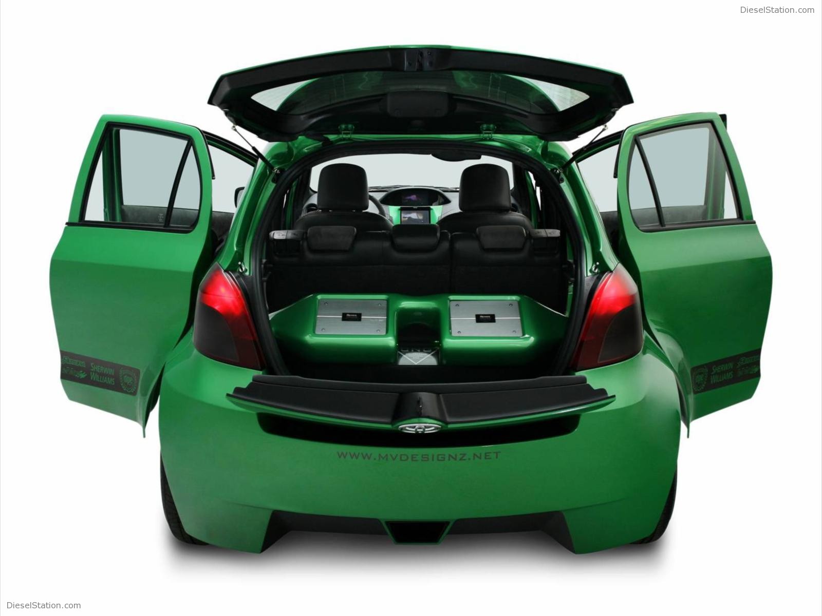 2008 Toyota Yaris 5 Door Tailback Concept 2008 Toyota Yaris 5 Door Tailback Concept