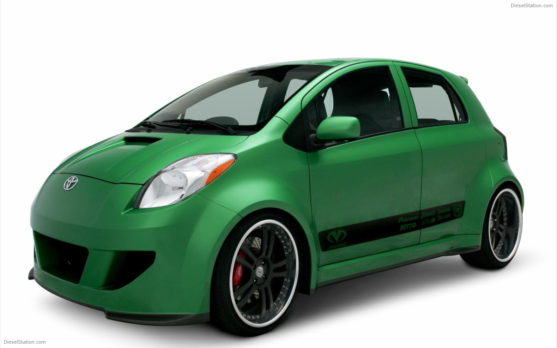 2008 Toyota Yaris 5 Door Tailback Concept