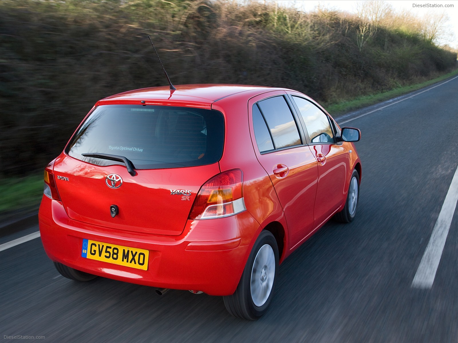 2009 TOYOTA YARIS
