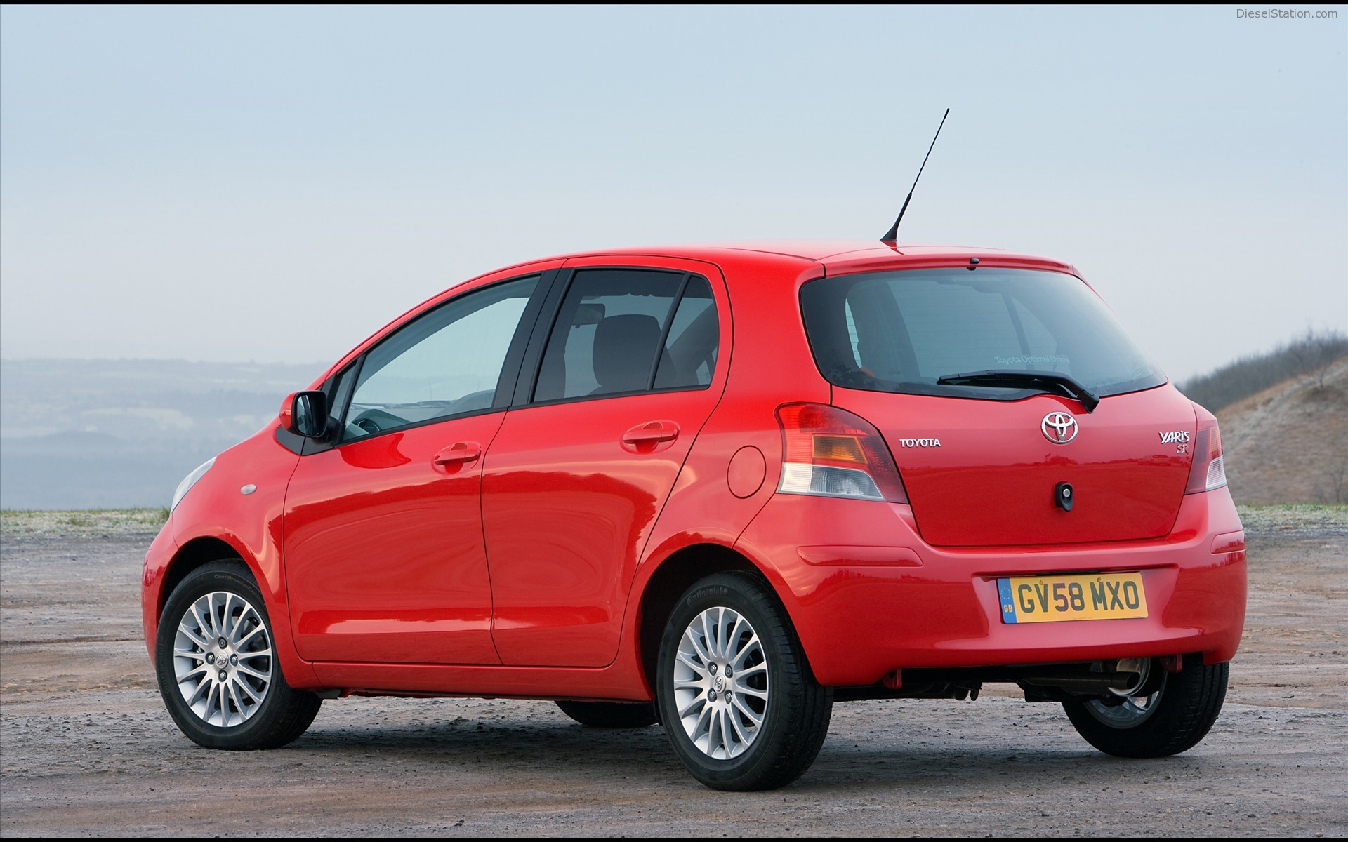 2009 TOYOTA YARIS