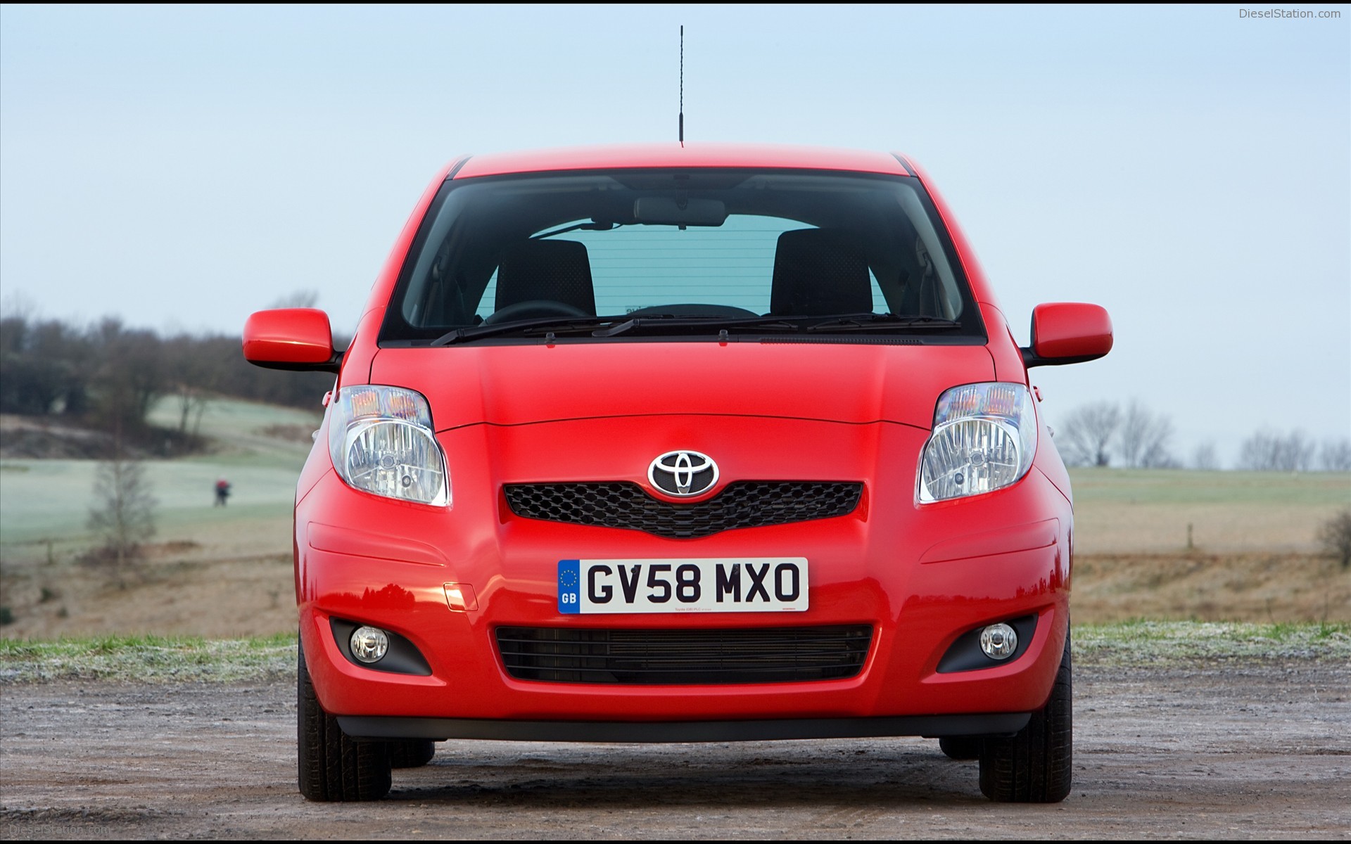 2009 TOYOTA YARIS