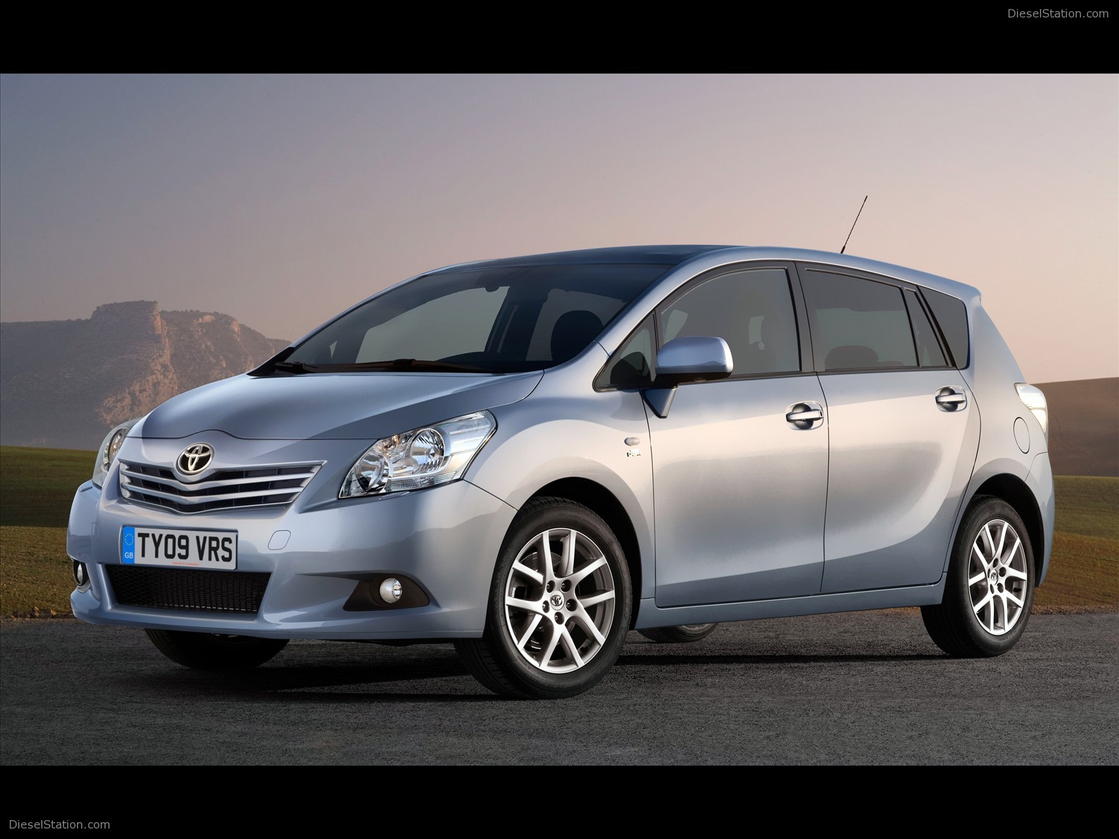 2010 Toyota Verso