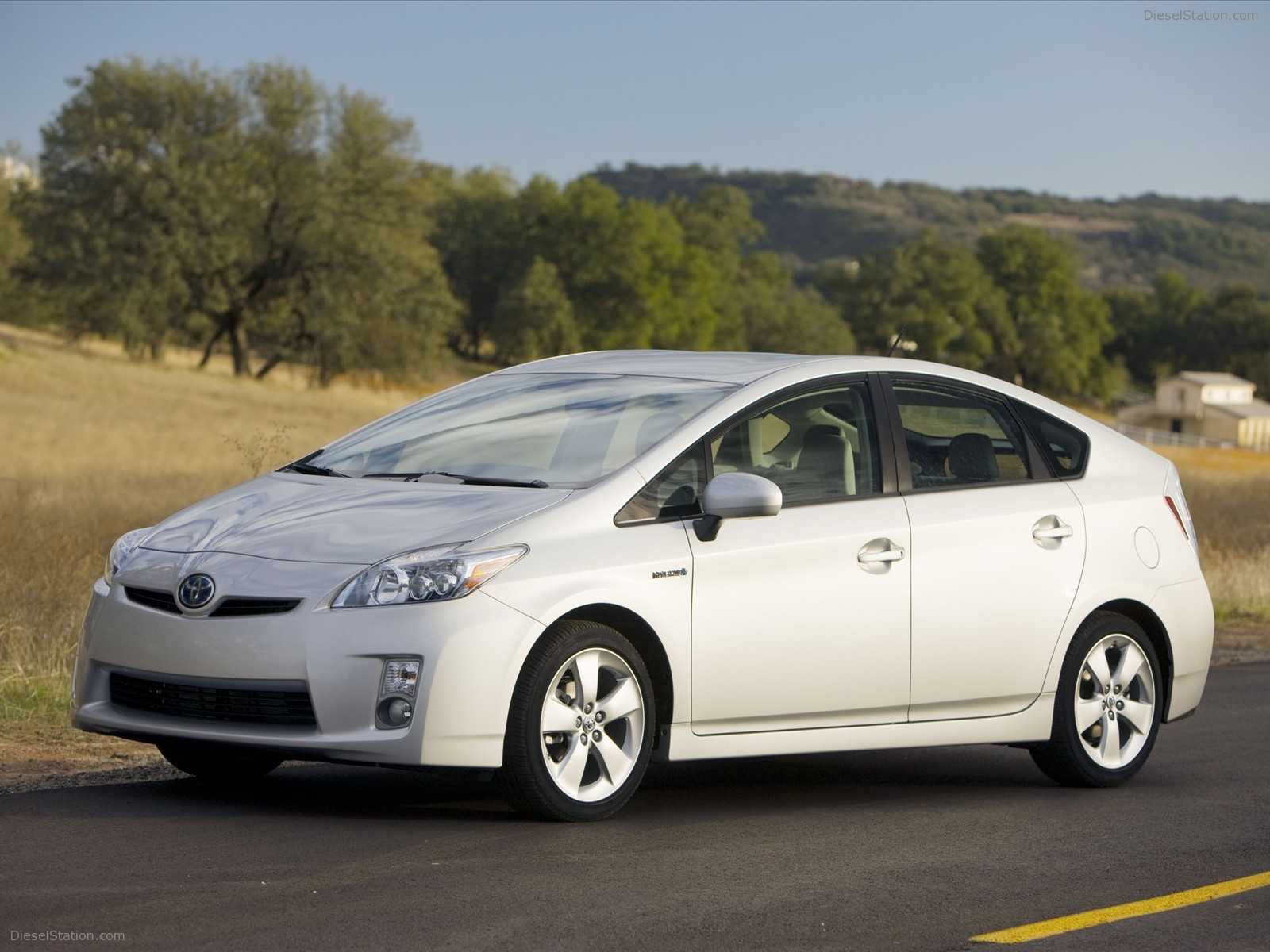 2010 New Toyota Prius