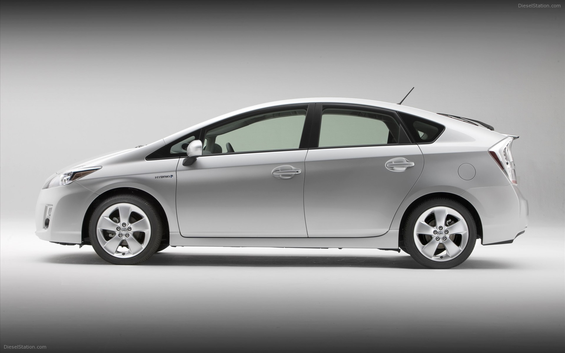 2010 New Toyota Prius