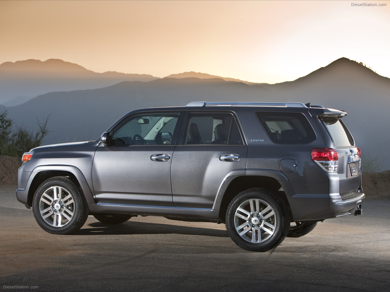 Toyota 4Runner Limited 2012