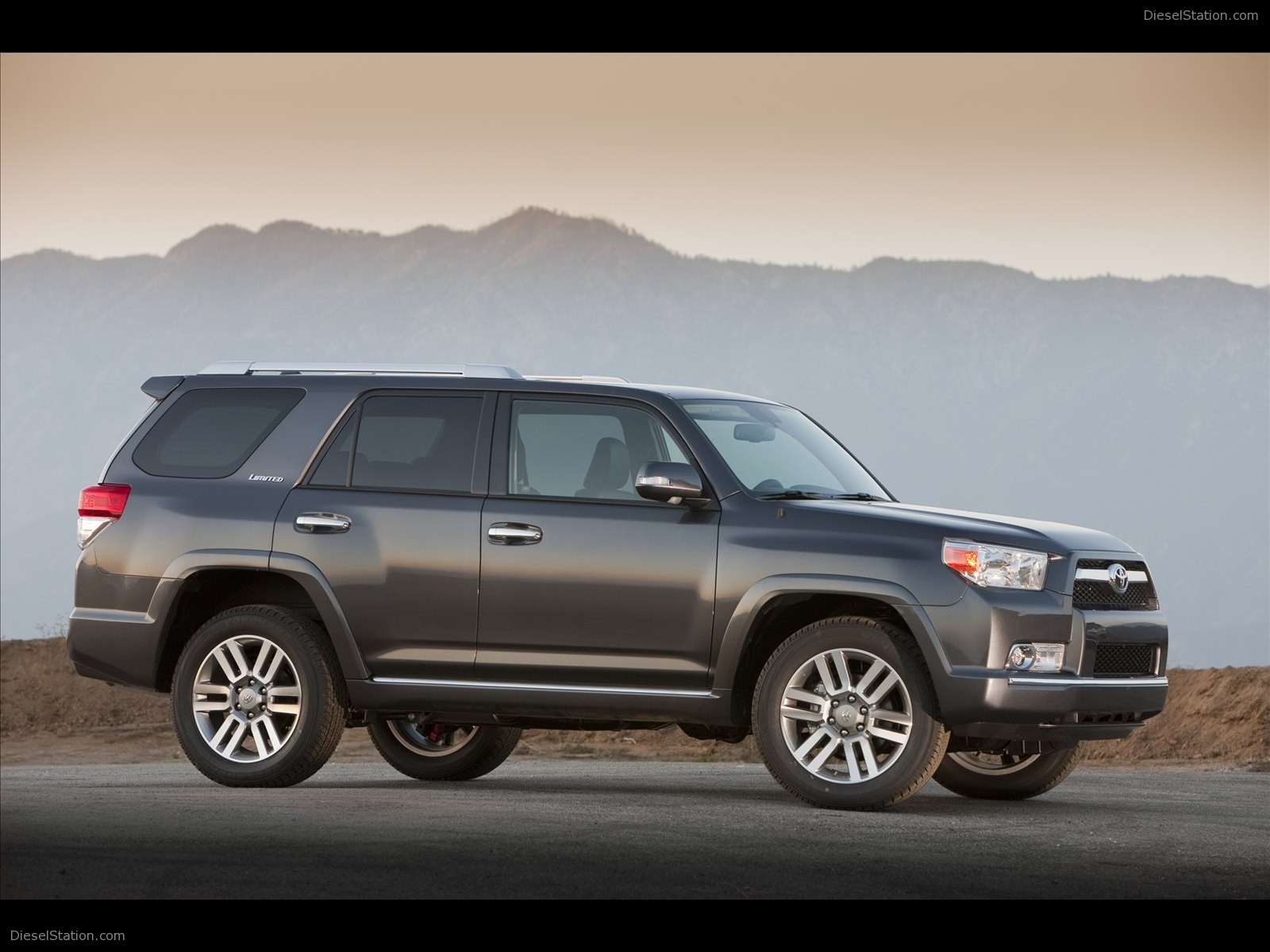 Toyota 4Runner Limited 2012