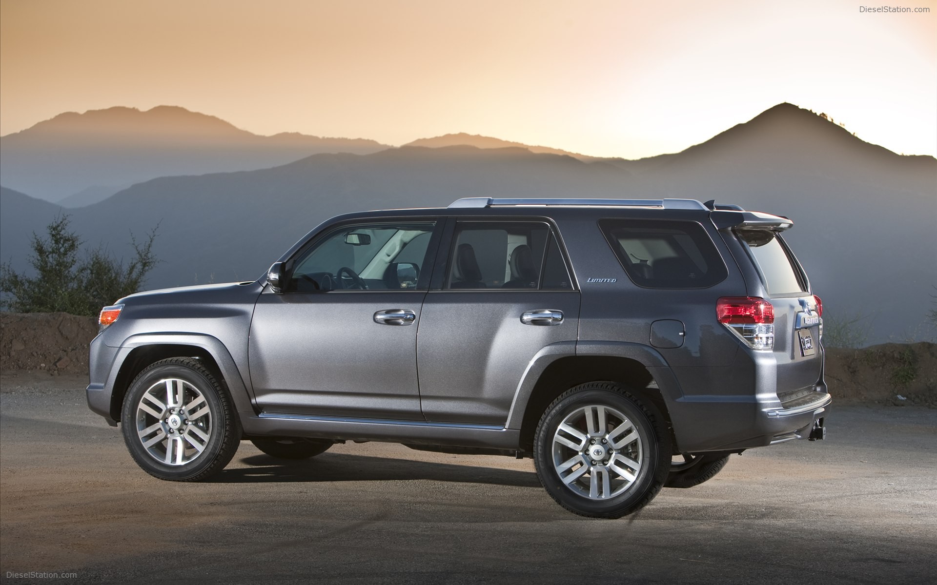 Toyota 4Runner Limited 2012