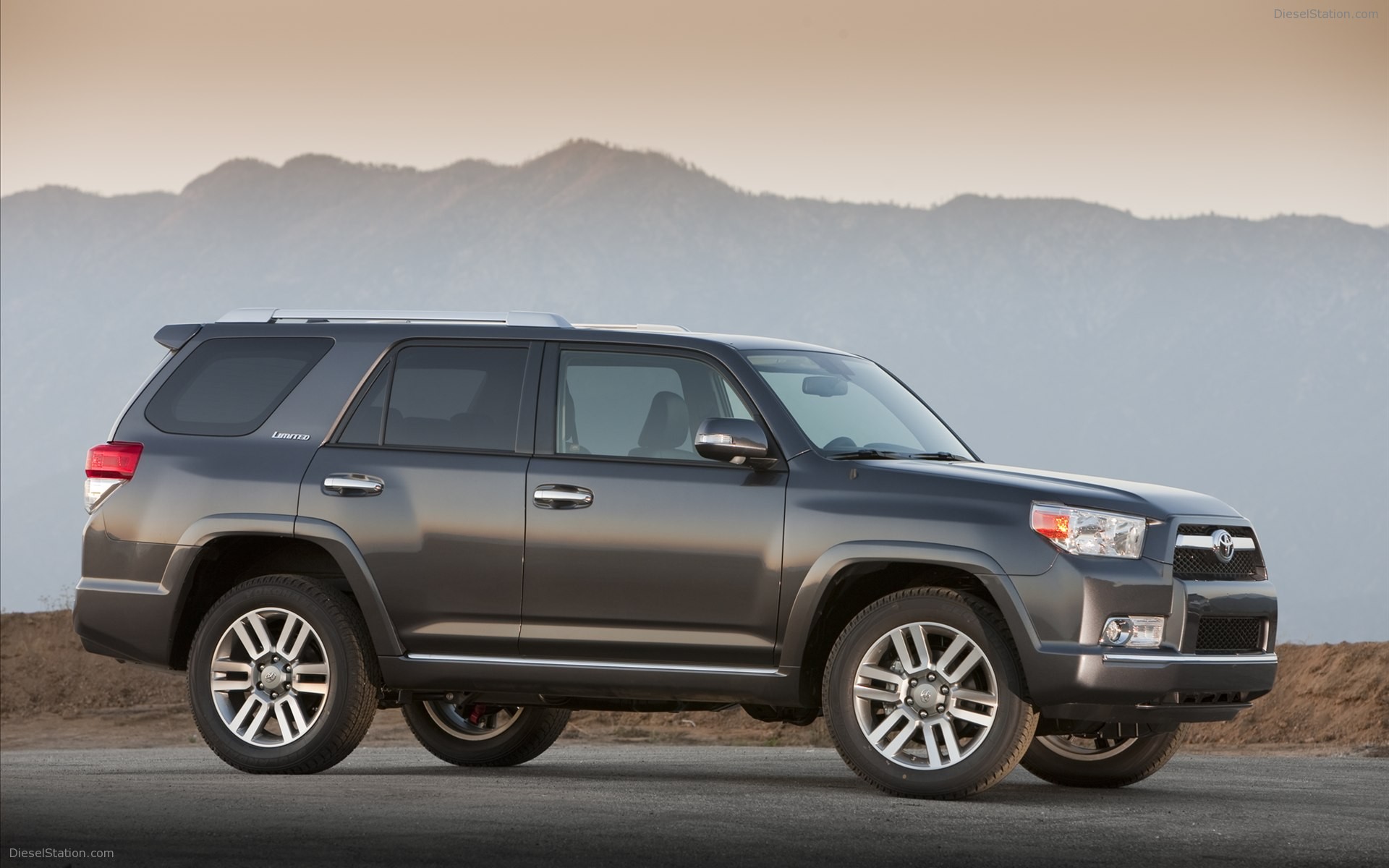 Toyota 4Runner Limited 2012