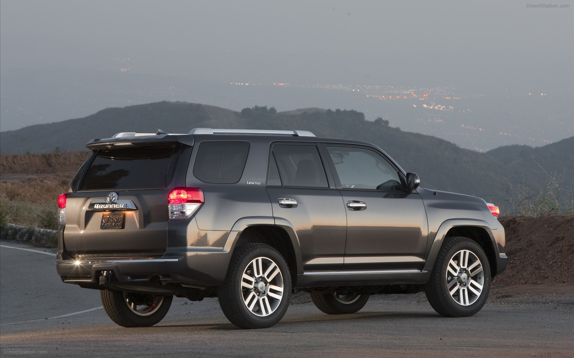 Toyota 4Runner Limited 2012