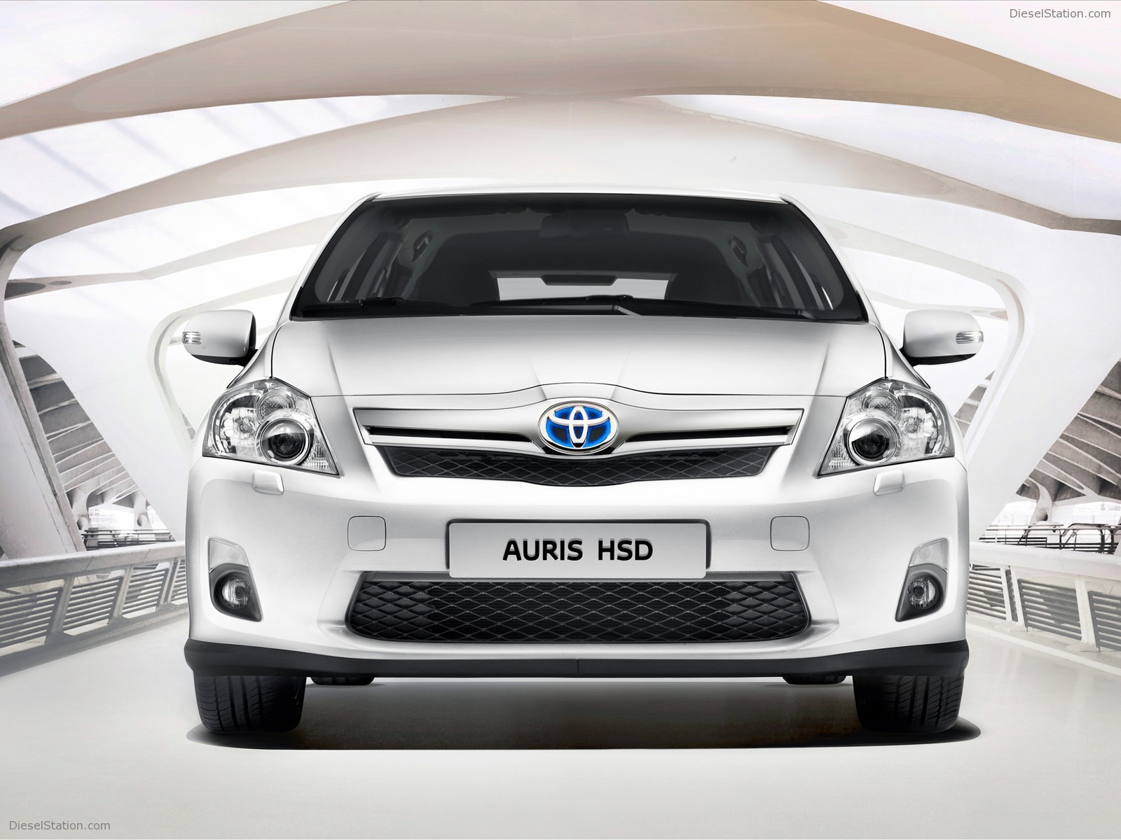 Toyota Auris HSD 2011