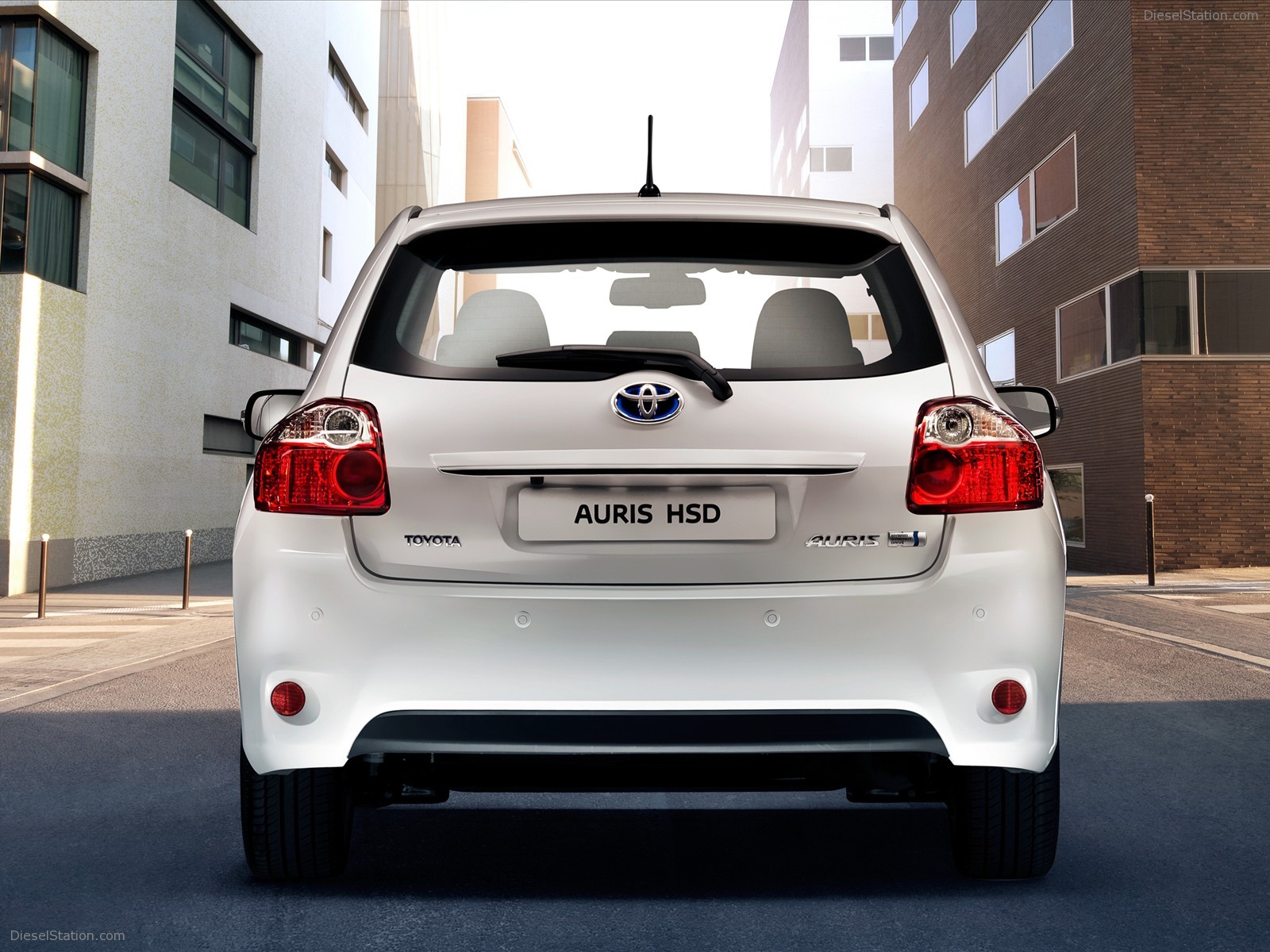 Toyota Auris HSD 2011