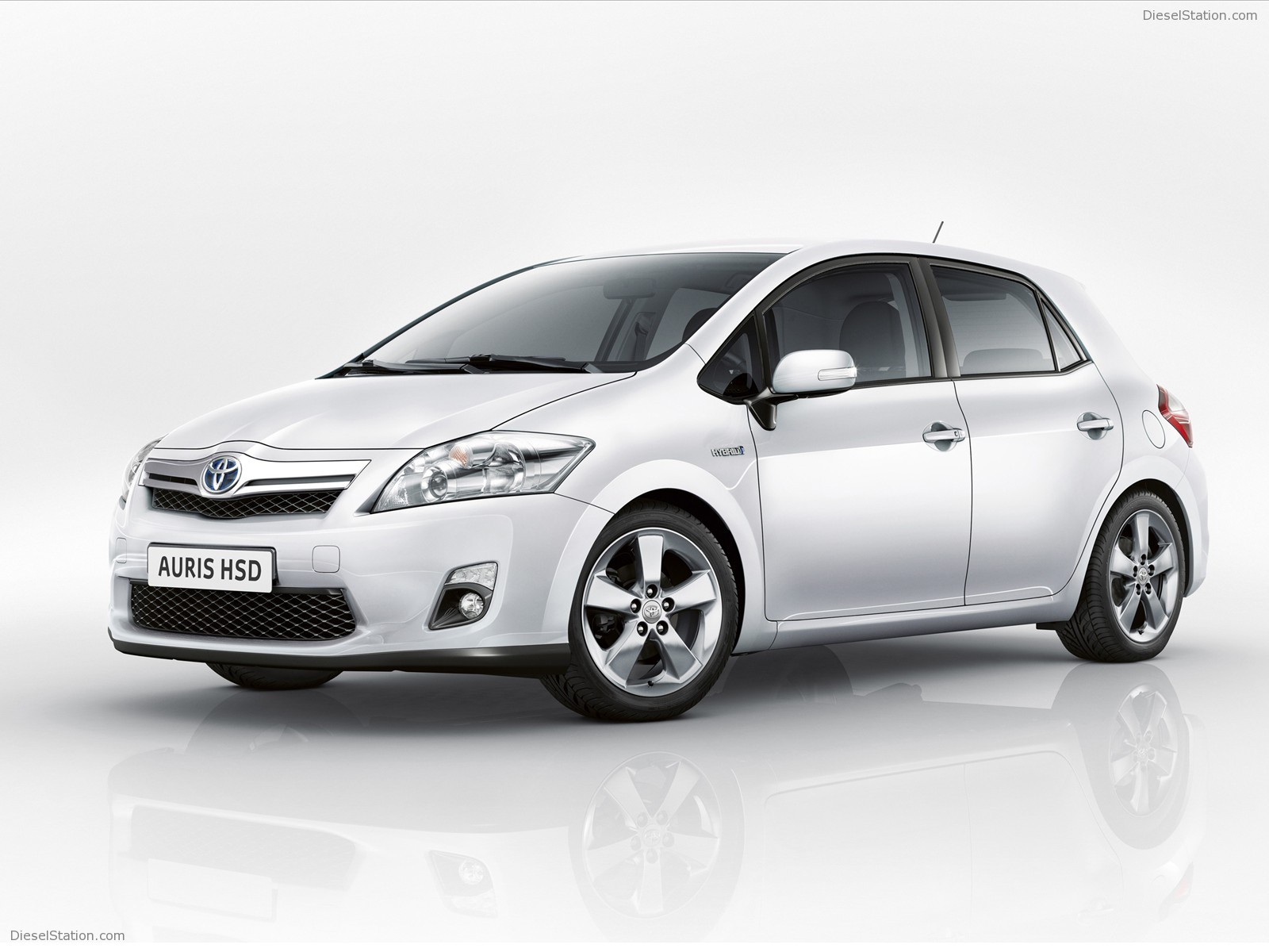 Toyota Auris HSD 2011