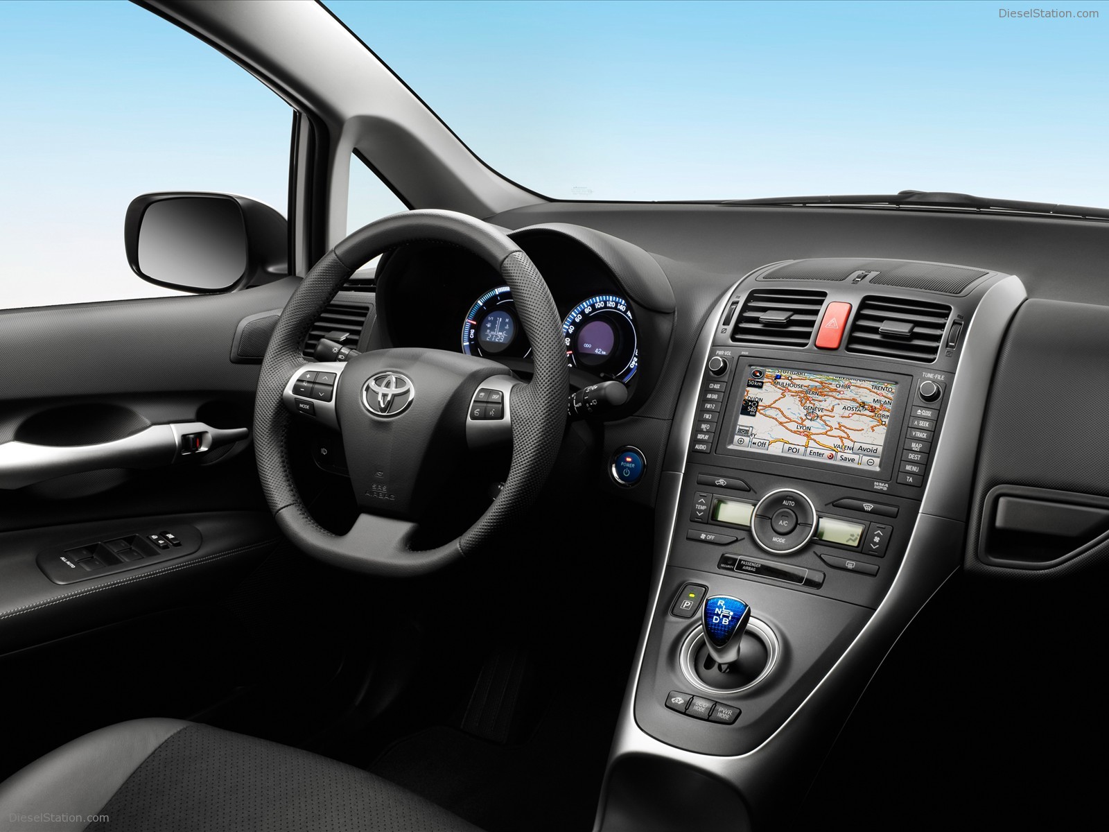 Toyota Auris HSD 2011