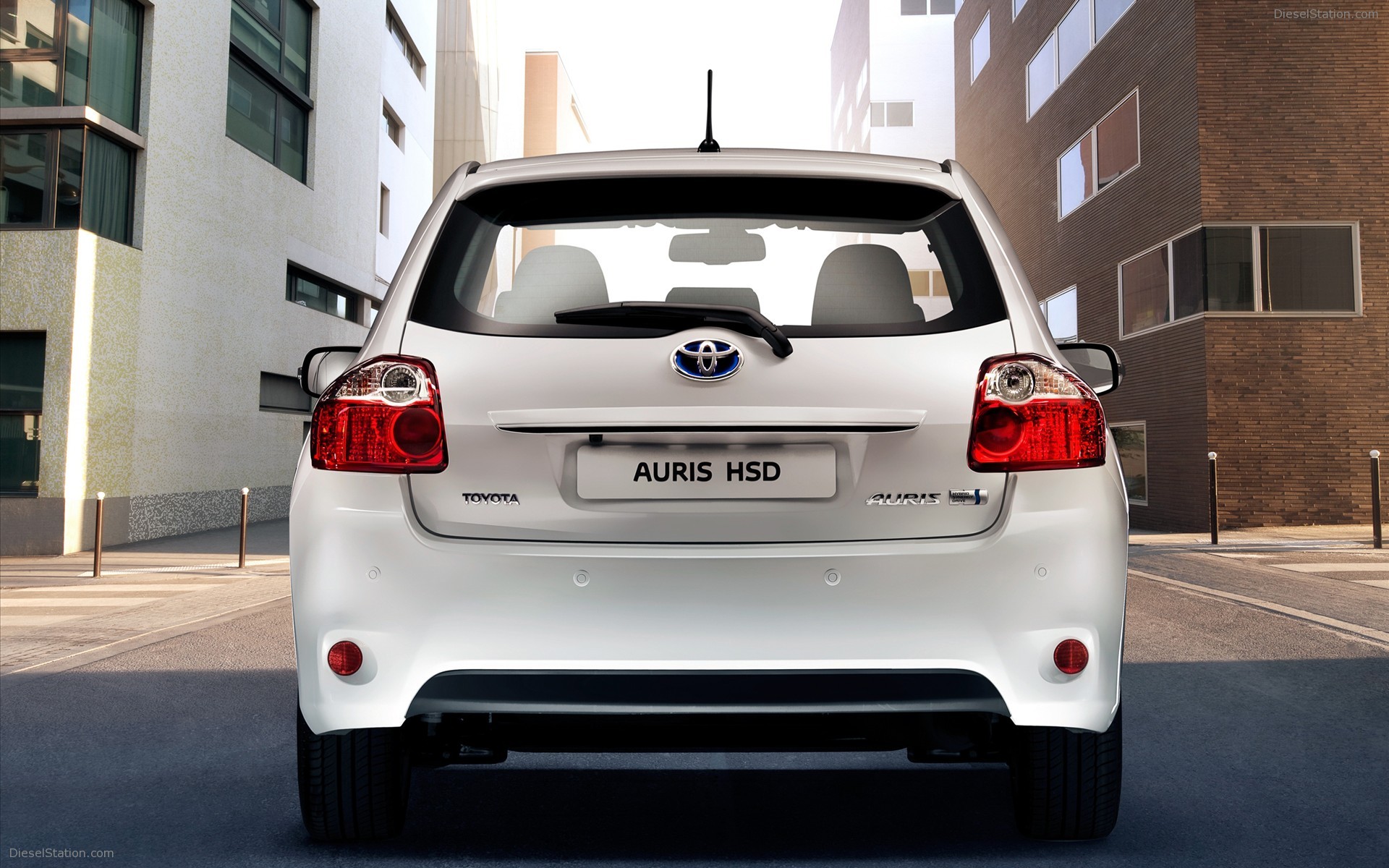 Toyota Auris HSD 2011