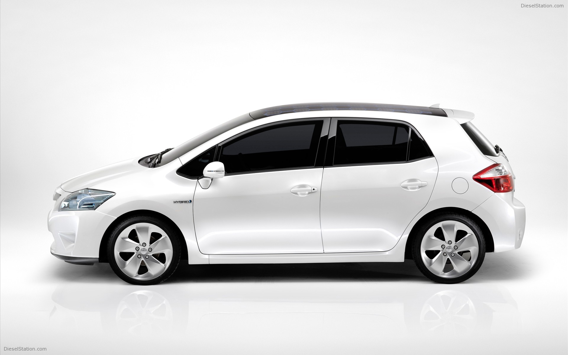 Toyota Auris HSD Full Hybrid Concept