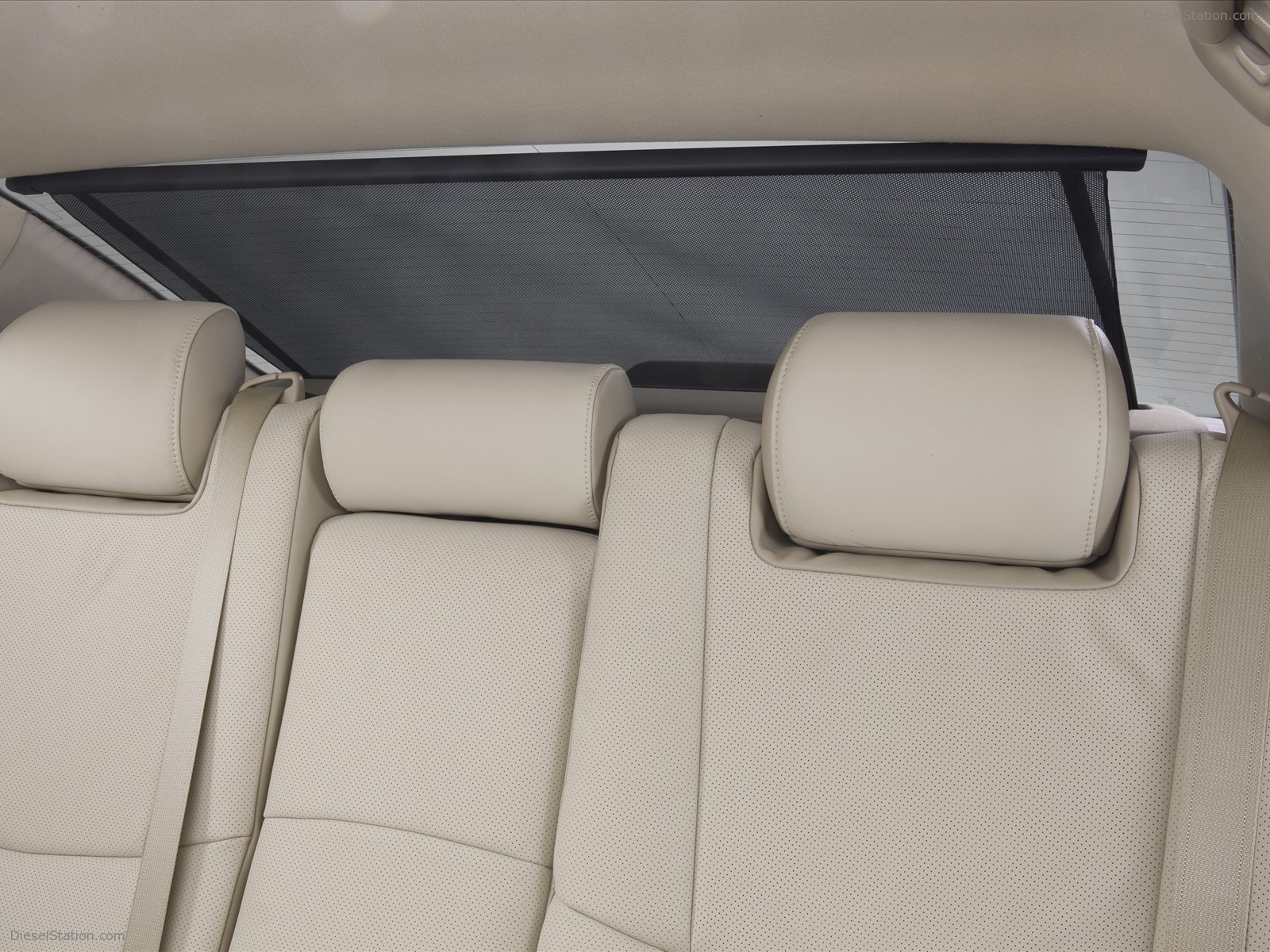 Toyota Avalon 2011