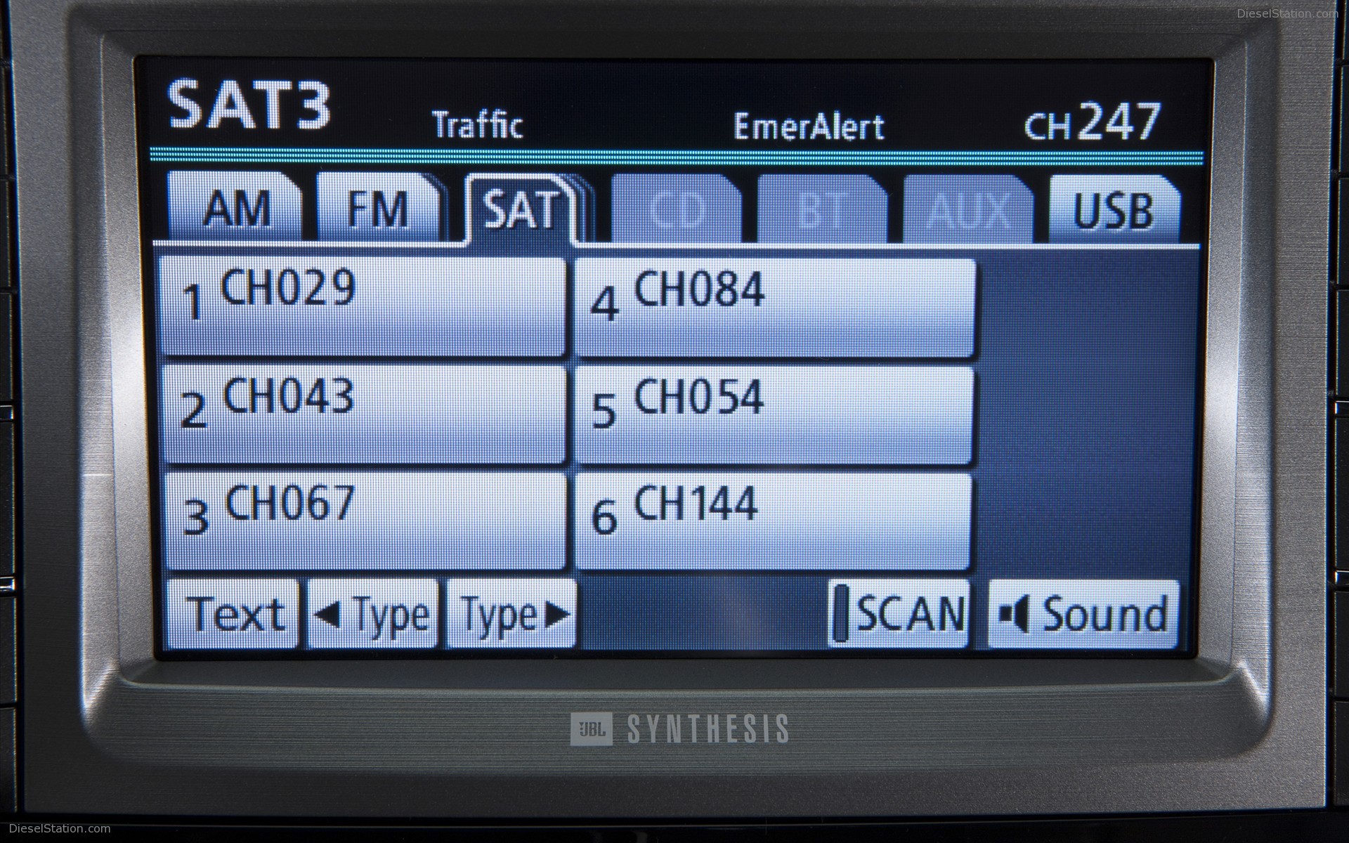 Toyota Avalon 2011