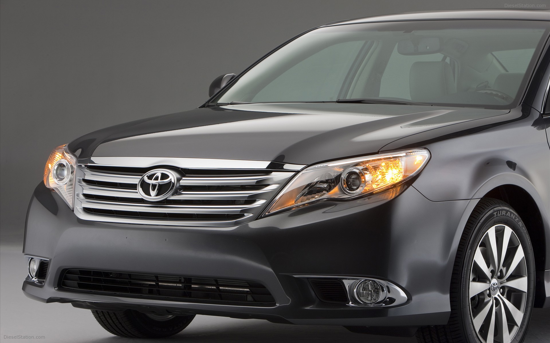 Toyota Avalon 2011
