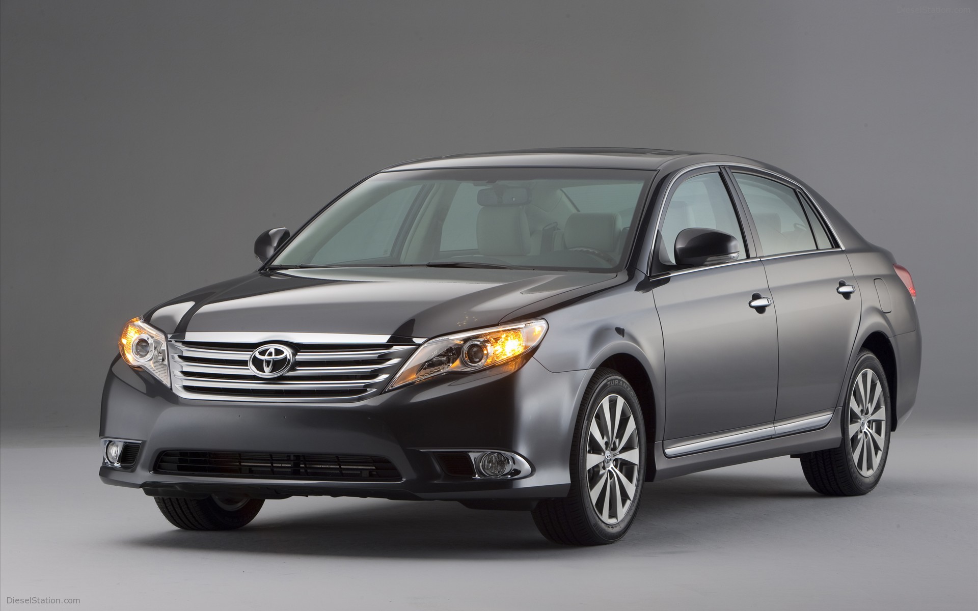 Toyota Avalon 2011