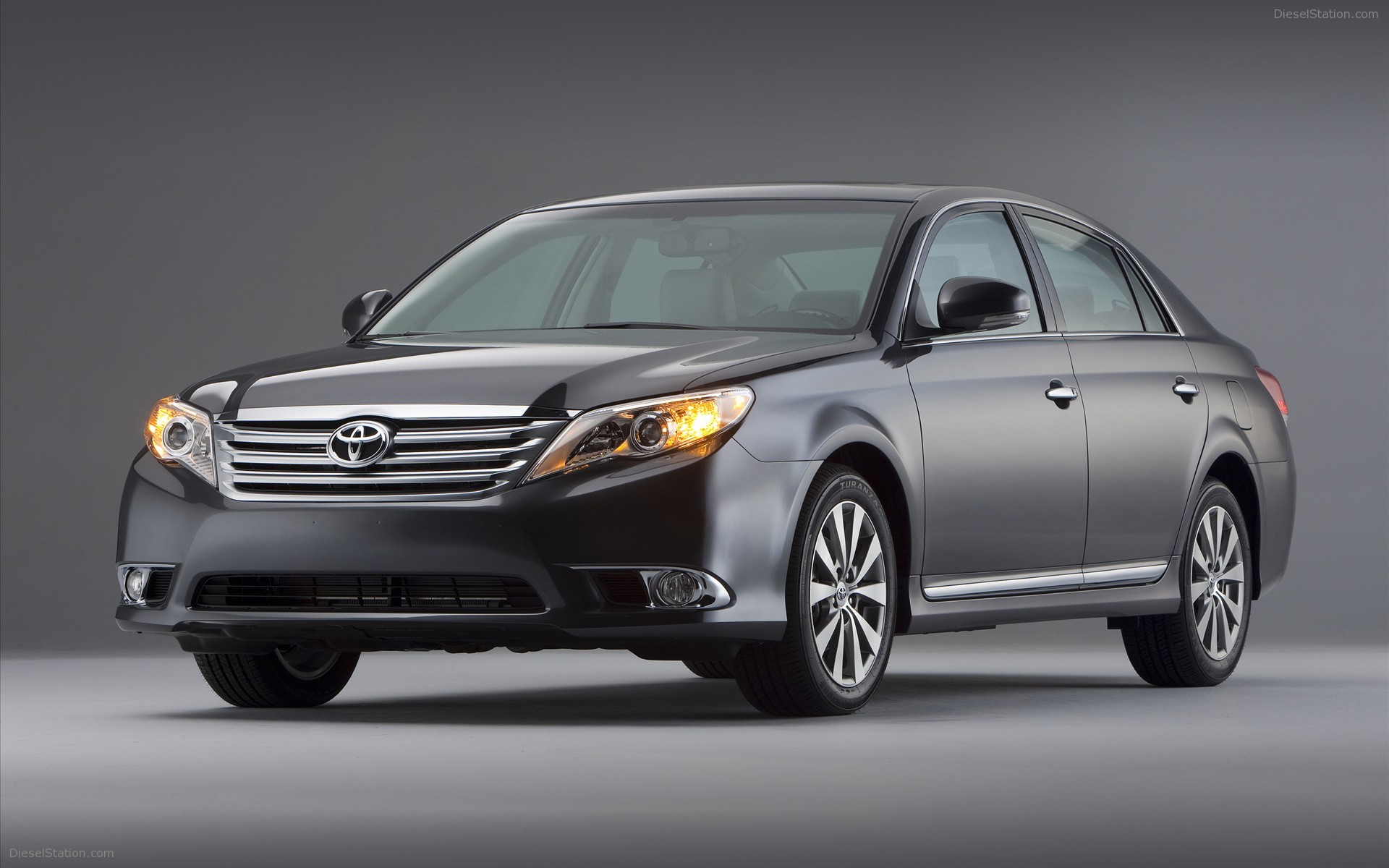 Toyota Avalon 2011