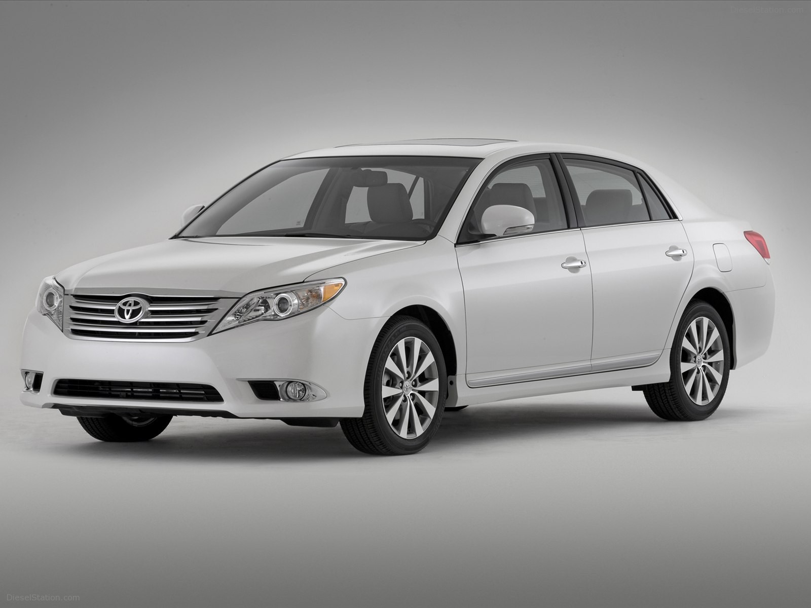 Toyota Avalon 2012