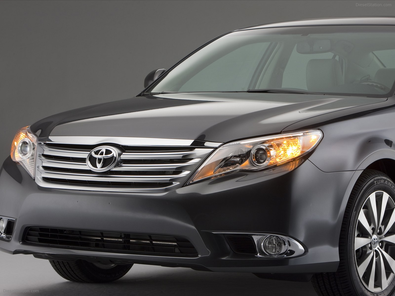 Toyota Avalon 2012
