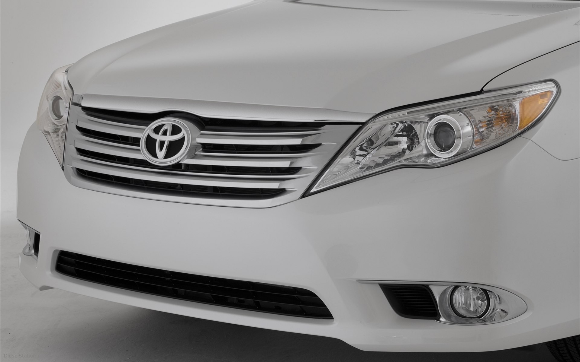 Toyota Avalon 2012