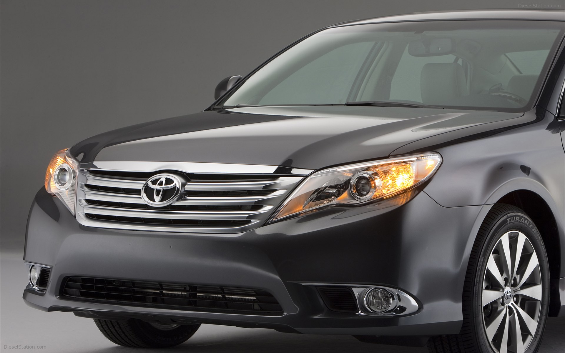 Toyota Avalon 2012