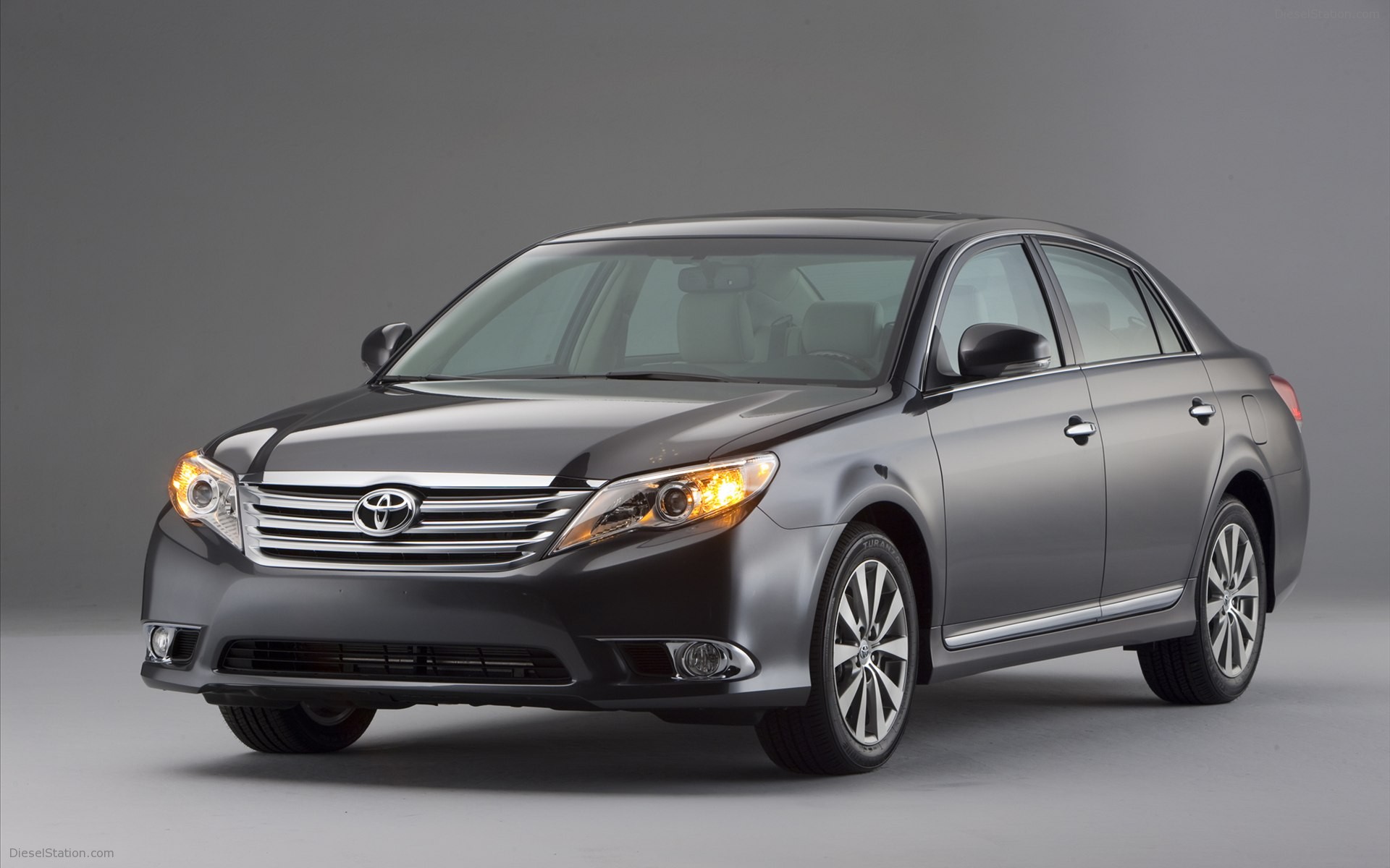 Toyota Avalon 2012