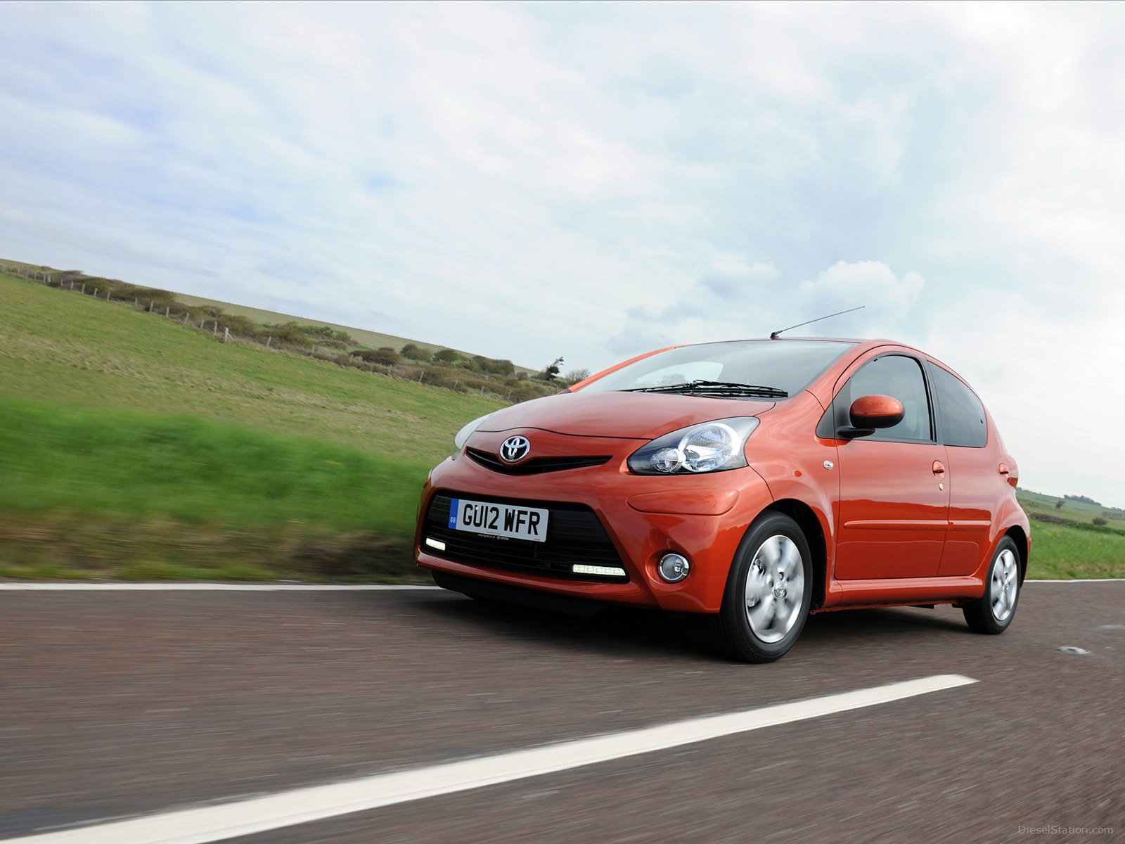 Toyota Aygo Fire 2012