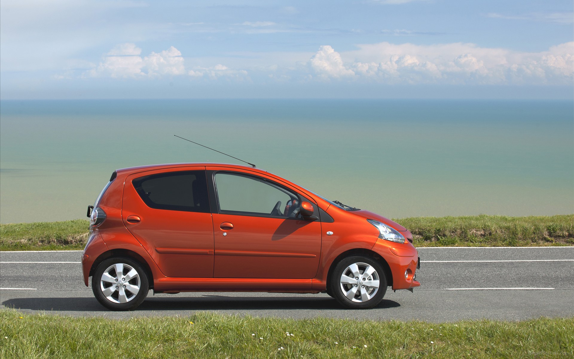 Toyota Aygo Fire 2012