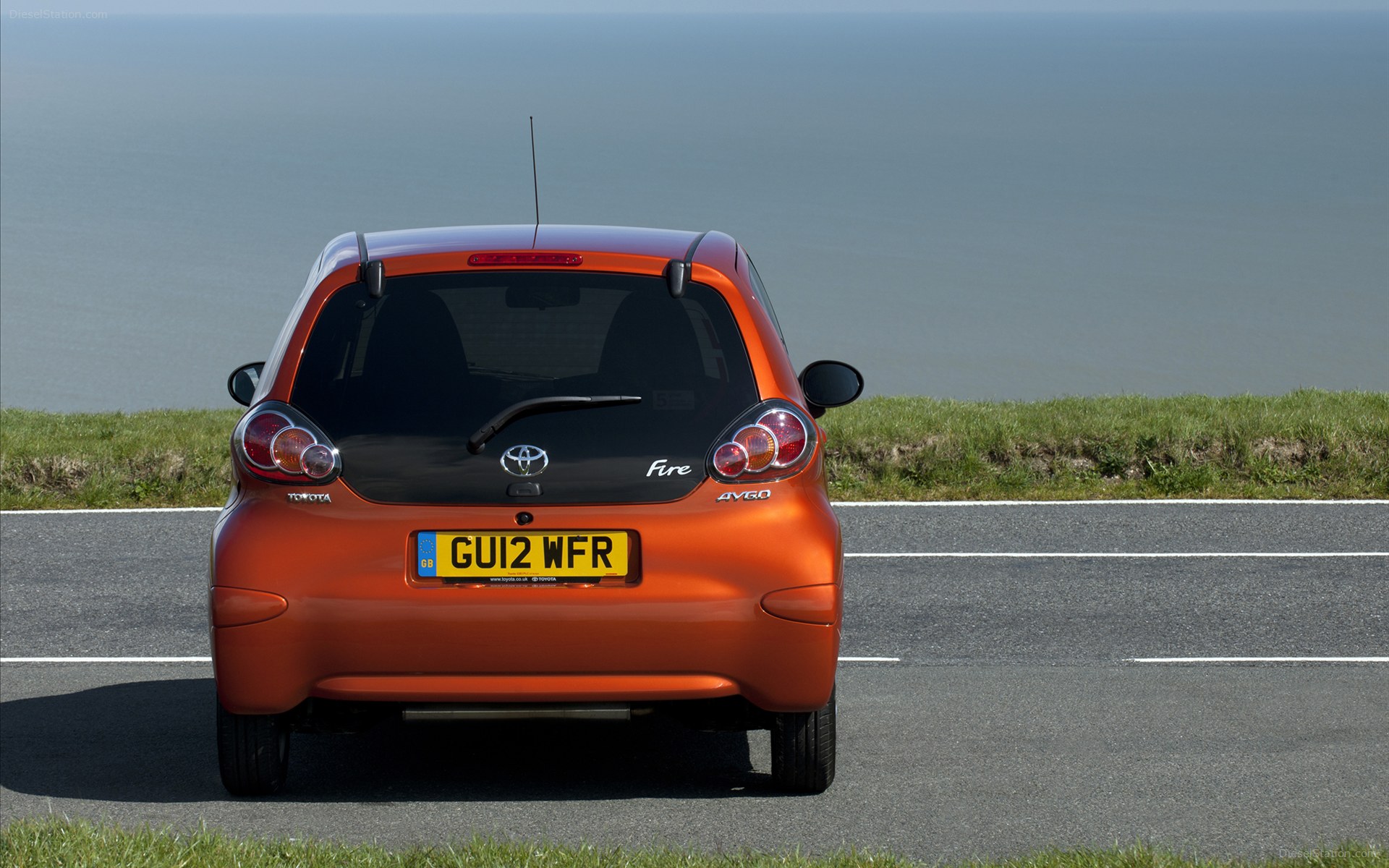 Toyota Aygo Fire 2012