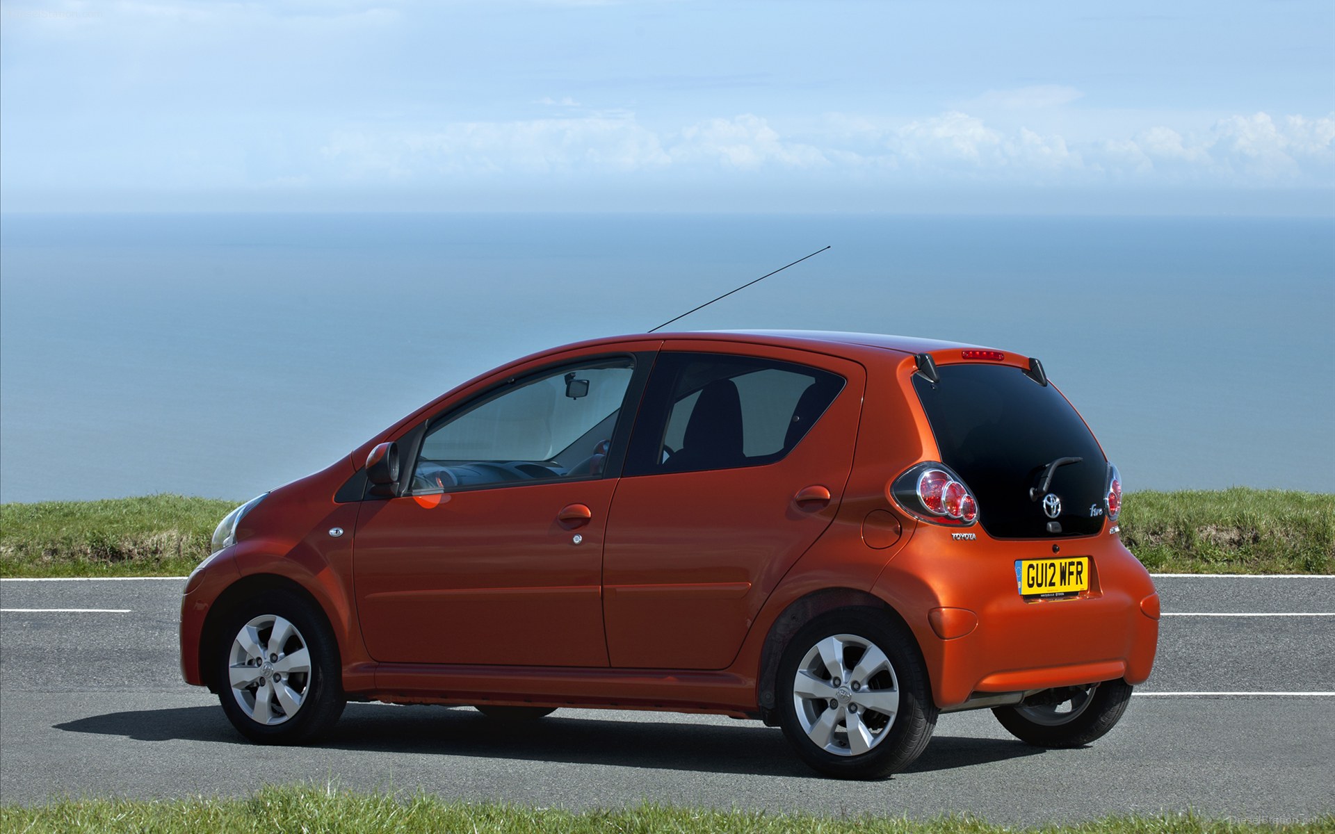 Toyota Aygo Fire 2012