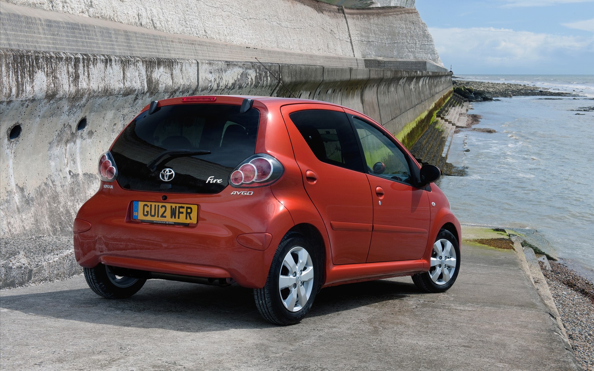 Toyota Aygo Fire 2012
