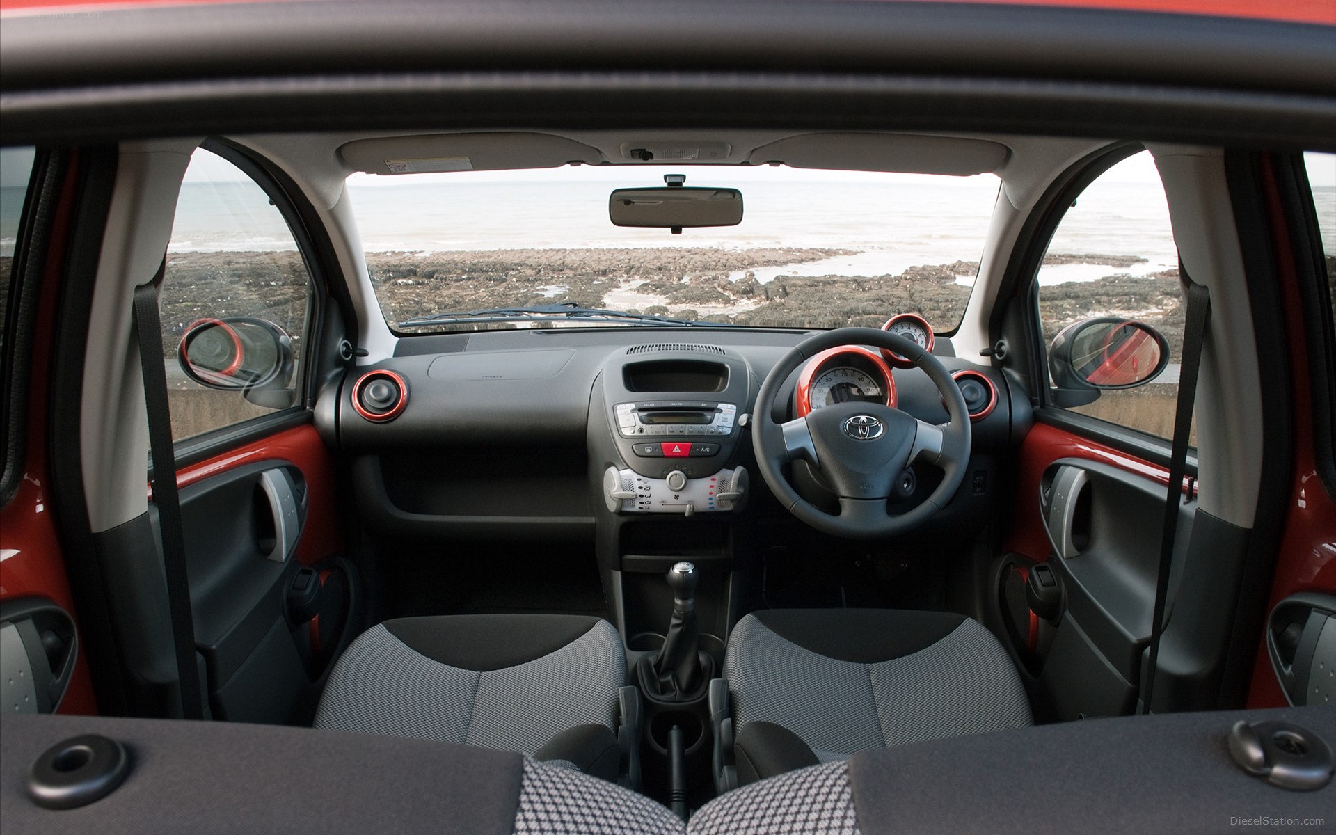 Toyota Aygo Fire 2012