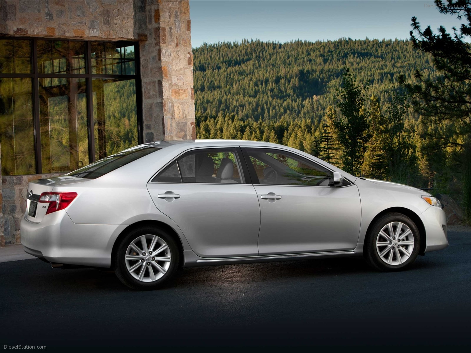 Toyota Camry 2012