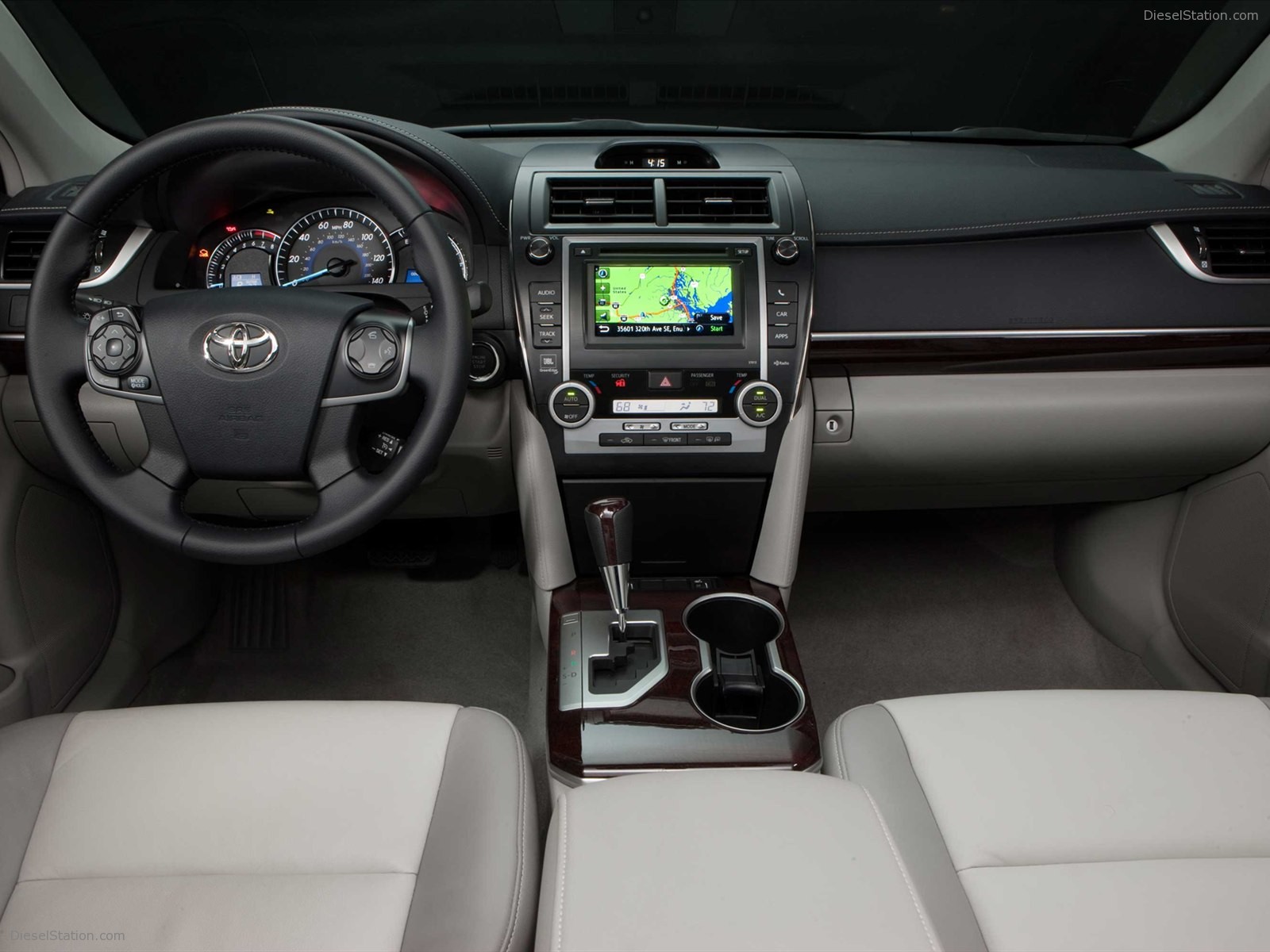 Toyota Camry 2012