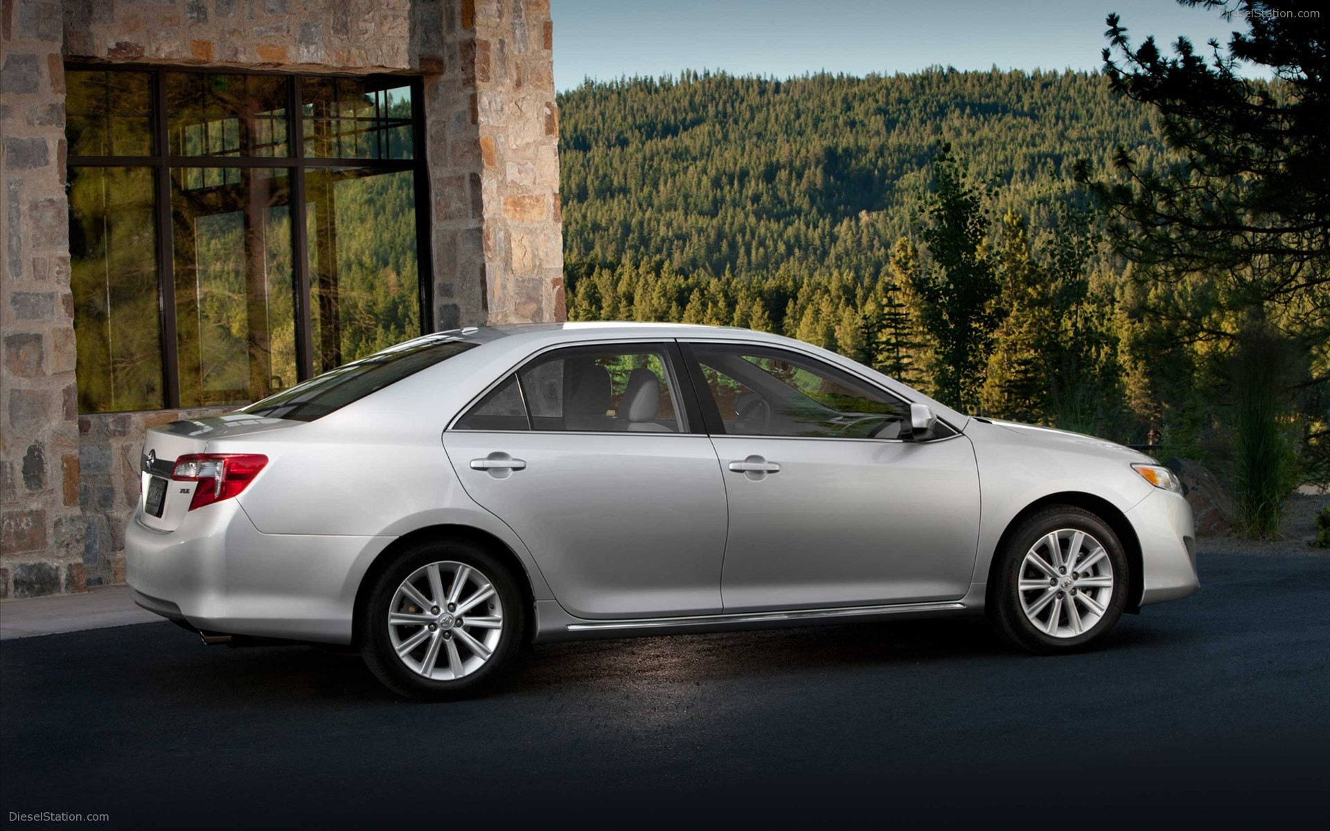 Toyota Camry 2012