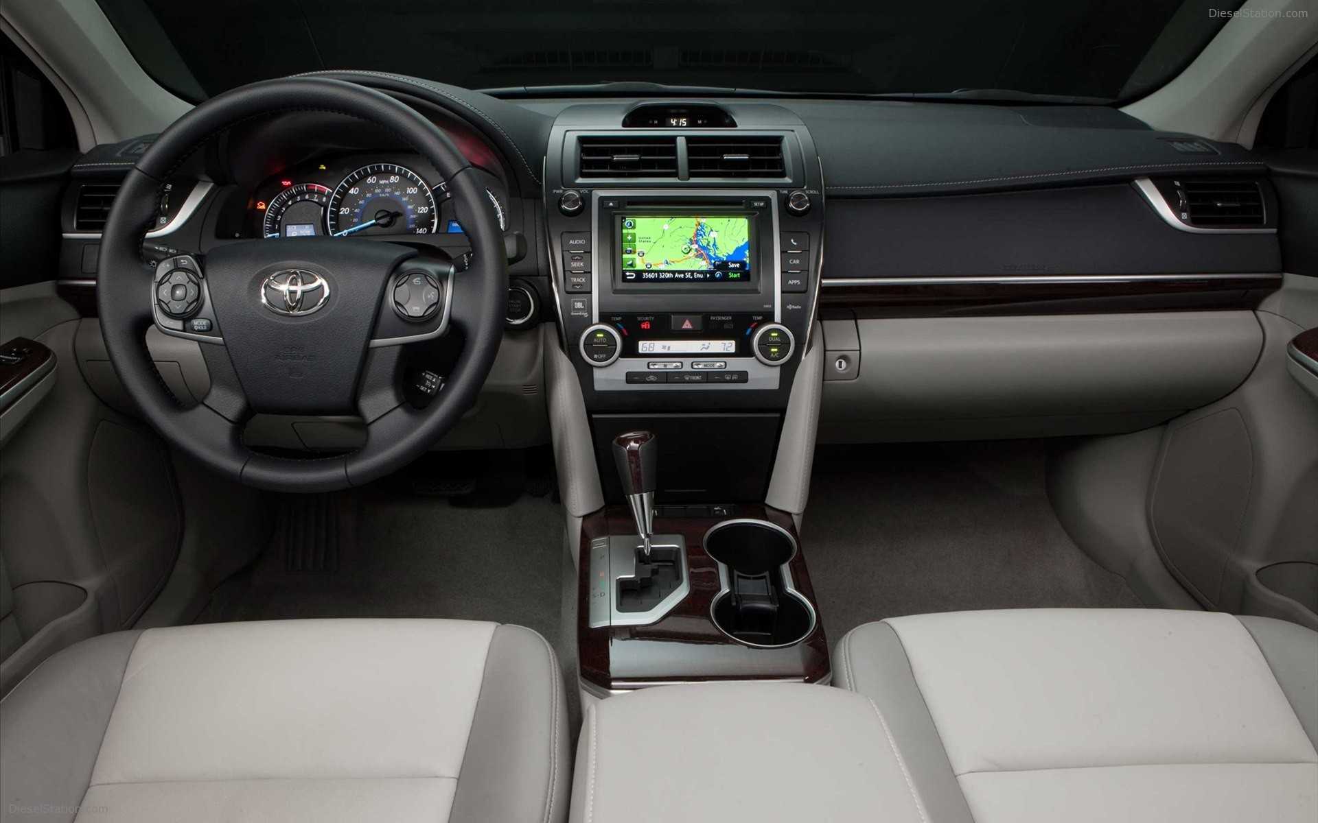 Toyota Camry 2012