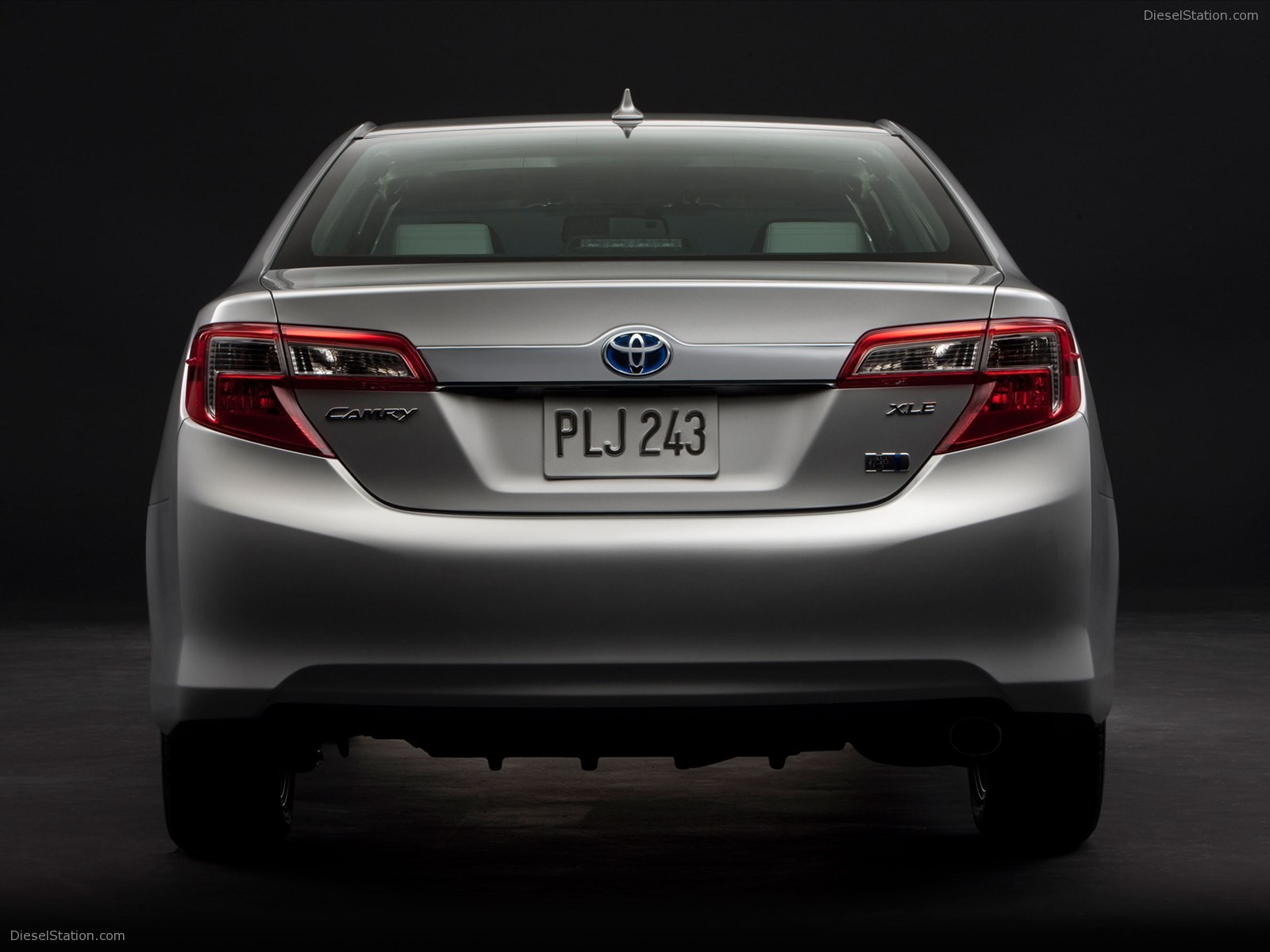 Toyota Camry Hybrid 2012